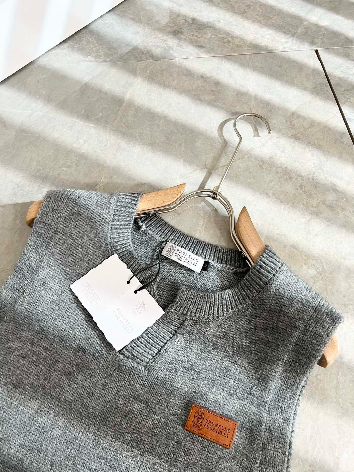 BC-Brunello Cucineli 2025秋冬新款针织羊毛马甲衫，最新时尚潮流效果,时尚新韵味，