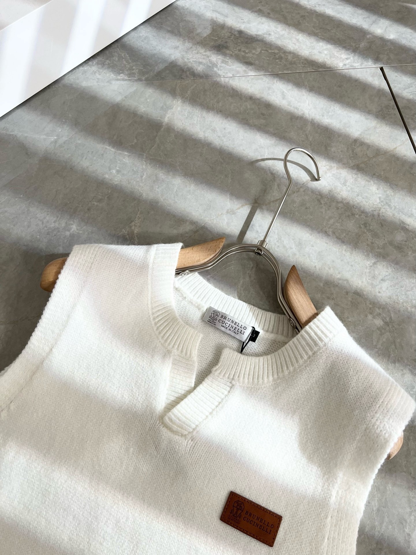 BC-Brunello Cucineli 2025秋冬新款针织羊毛马甲衫，最新时尚潮流效果,时尚新韵味，