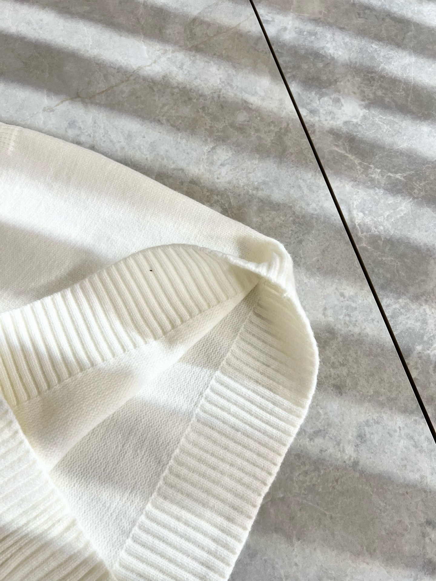 BC-Brunello Cucineli 2025秋冬新款针织羊毛马甲衫，最新时尚潮流效果,时尚新韵味，