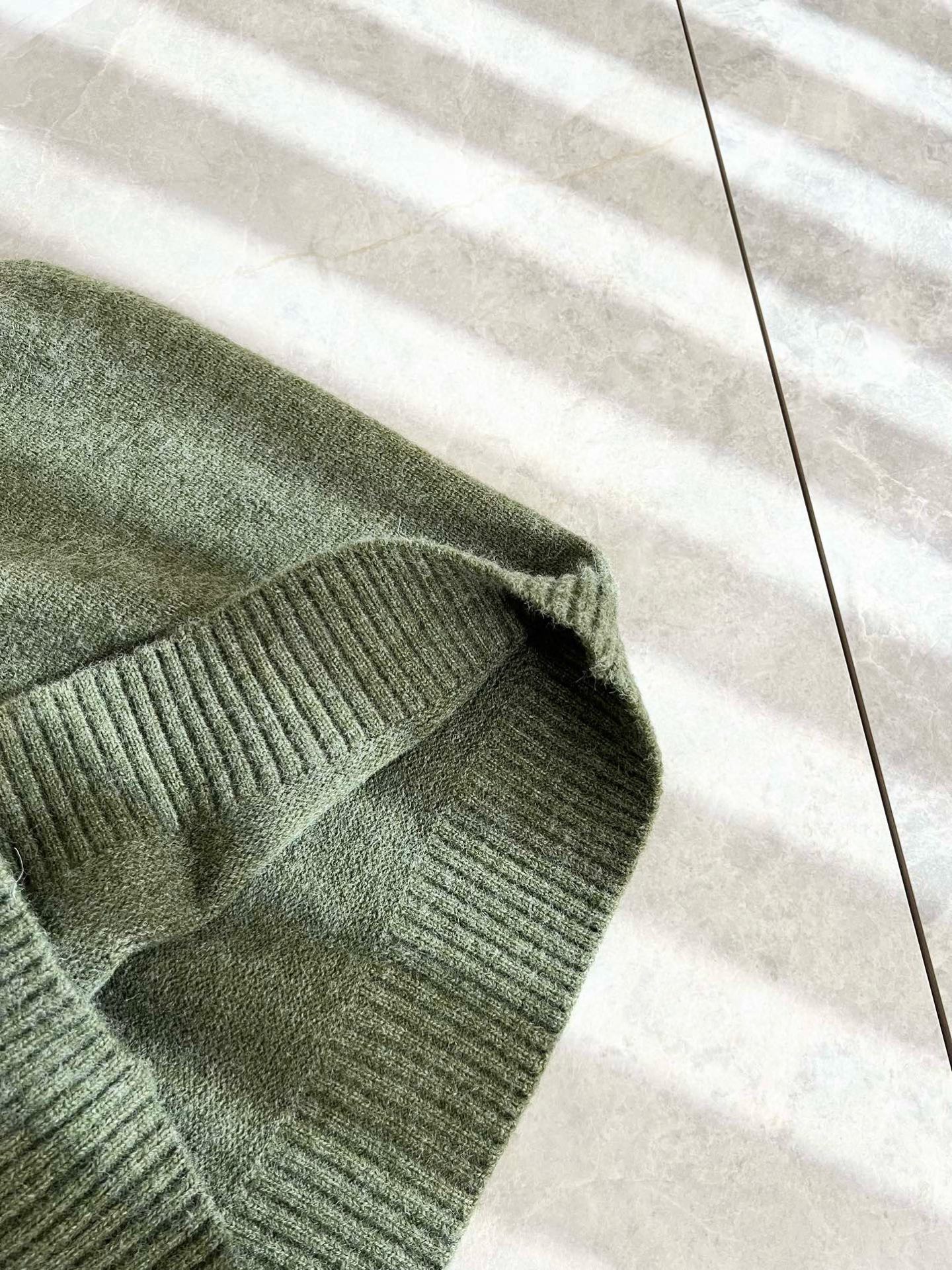 BC-Brunello Cucineli 2025秋冬新款针织羊毛马甲衫，最新时尚潮流效果,时尚新韵味，