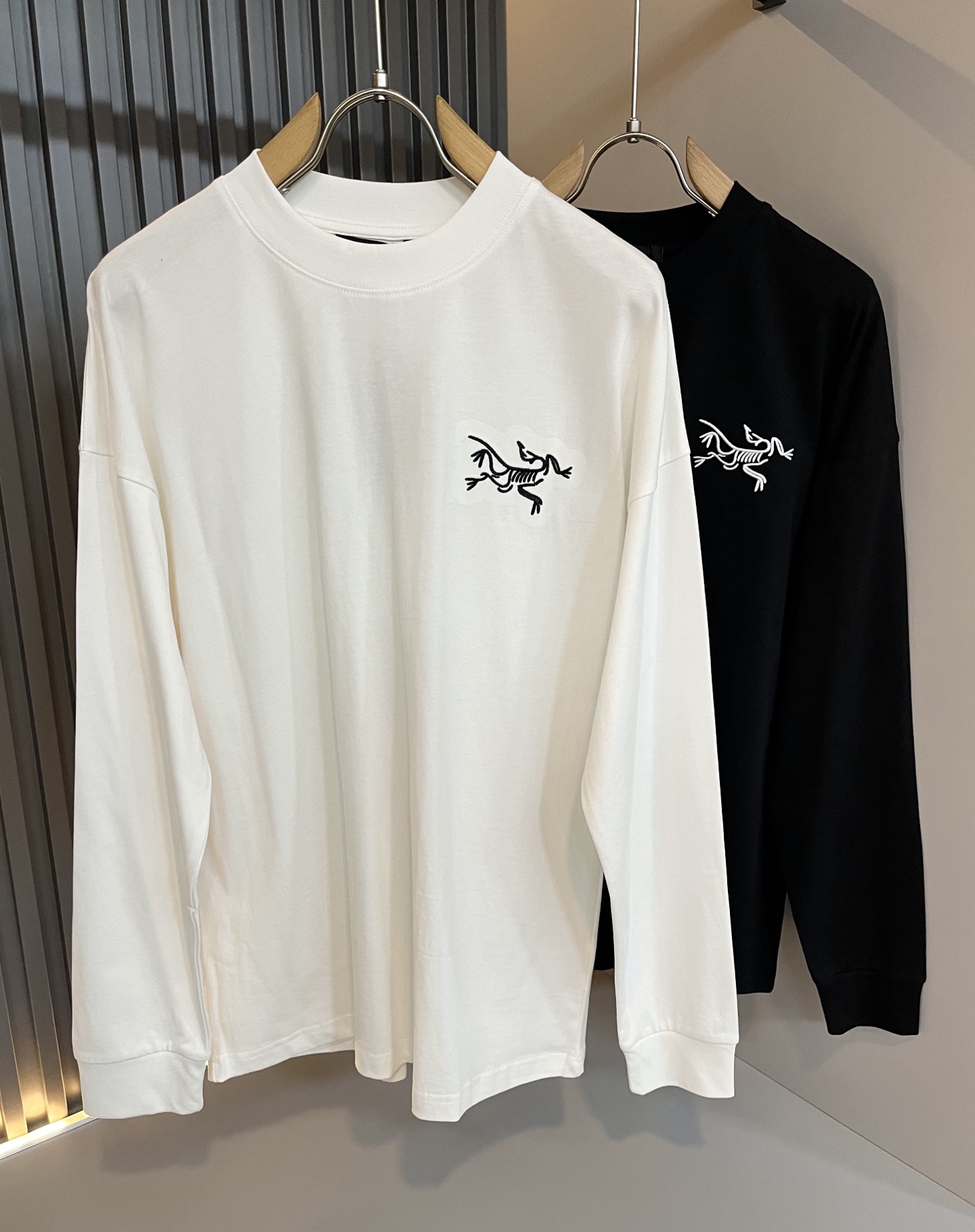 ARCTER*X始*祖鸟 2025秋冬新款男女同款👫休闲打底衫，户外品牌可能大家第一想到的就是加拿大鹅、