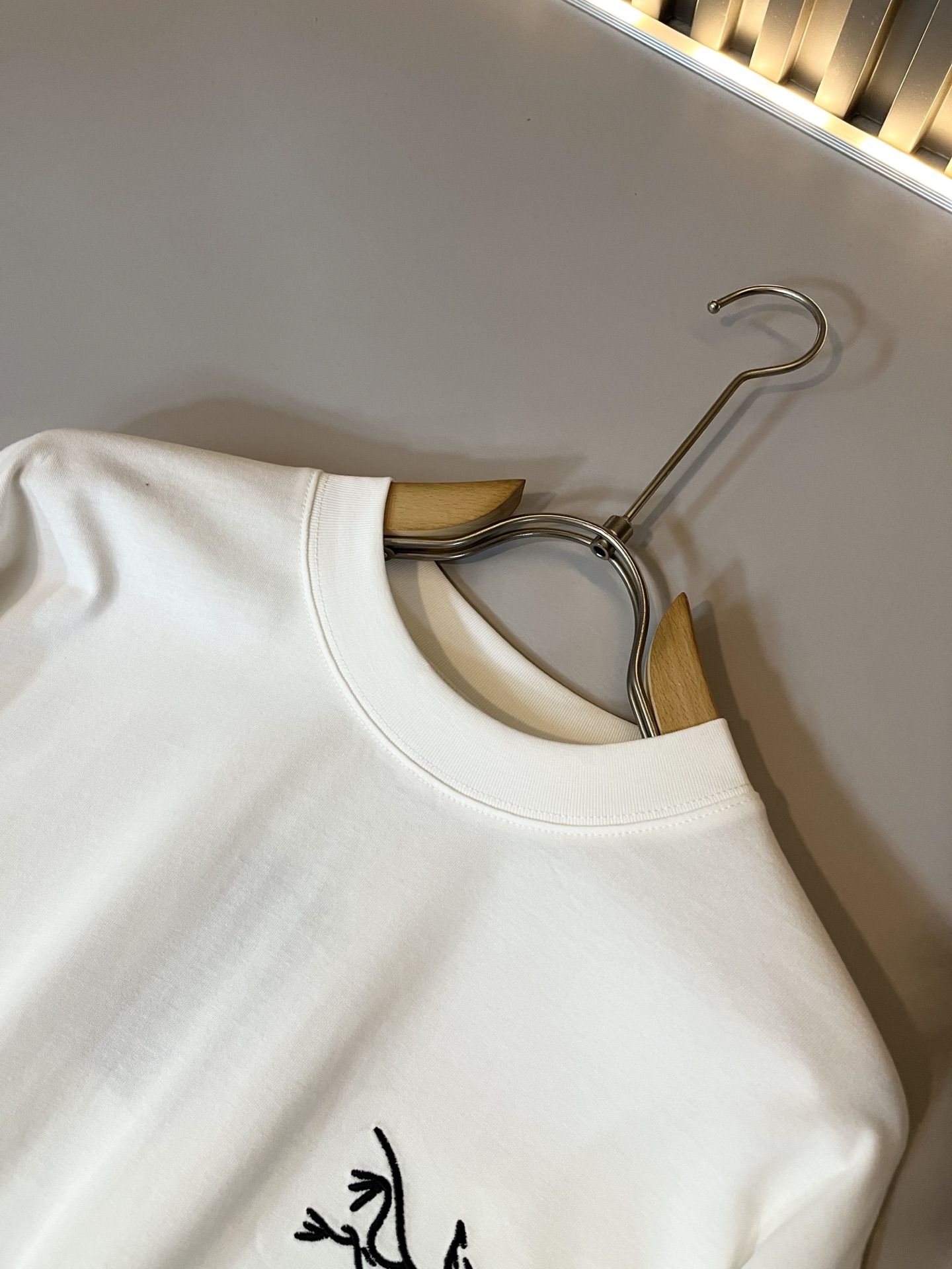 ARCTER*X始*祖鸟 2025秋冬新款男女同款👫休闲打底衫，户外品牌可能大家第一想到的就是加拿大鹅、