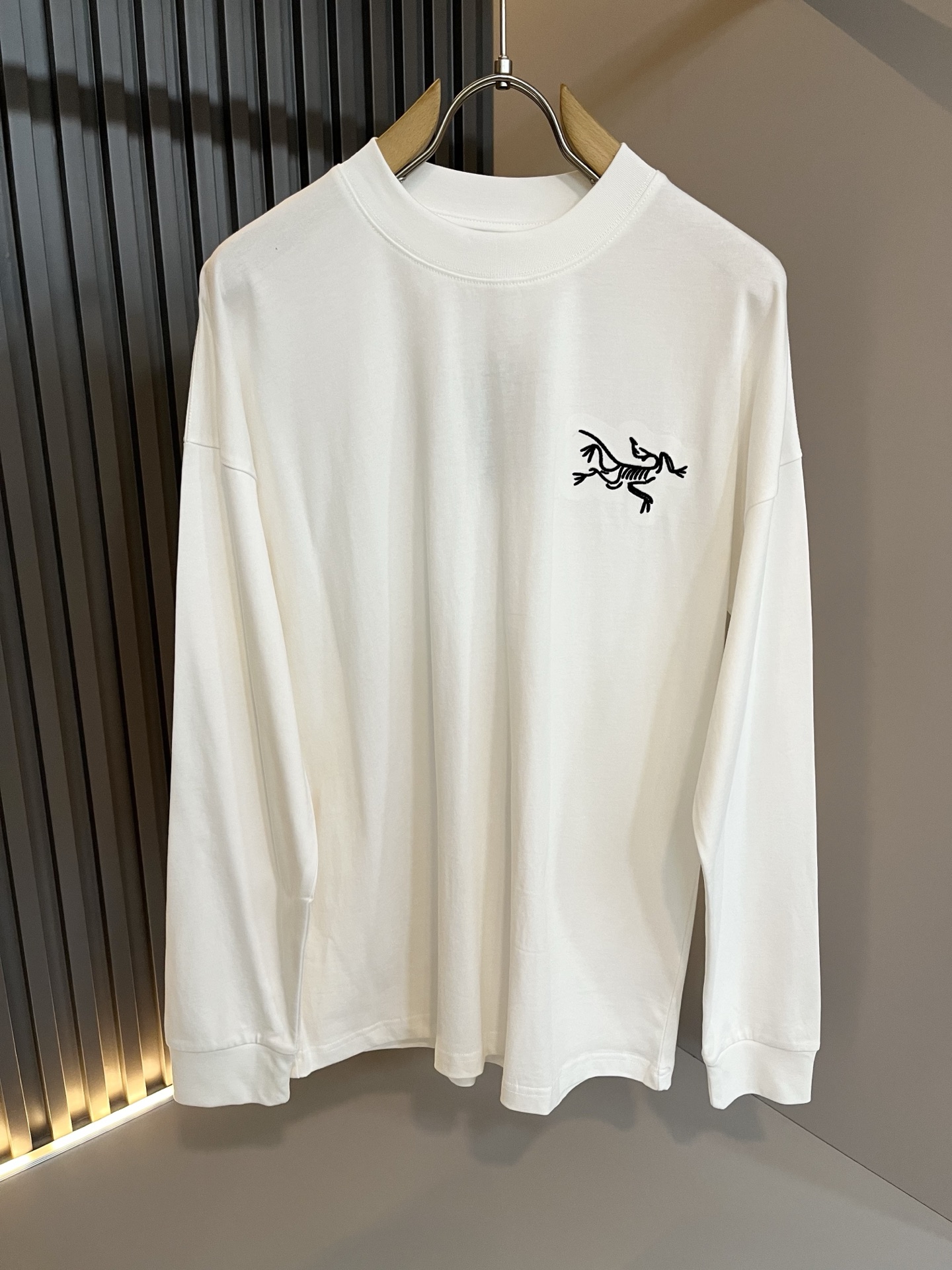 ARCTER*X始*祖鸟 2025秋冬新款男女同款👫休闲打底衫，户外品牌可能大家第一想到的就是加拿大鹅、