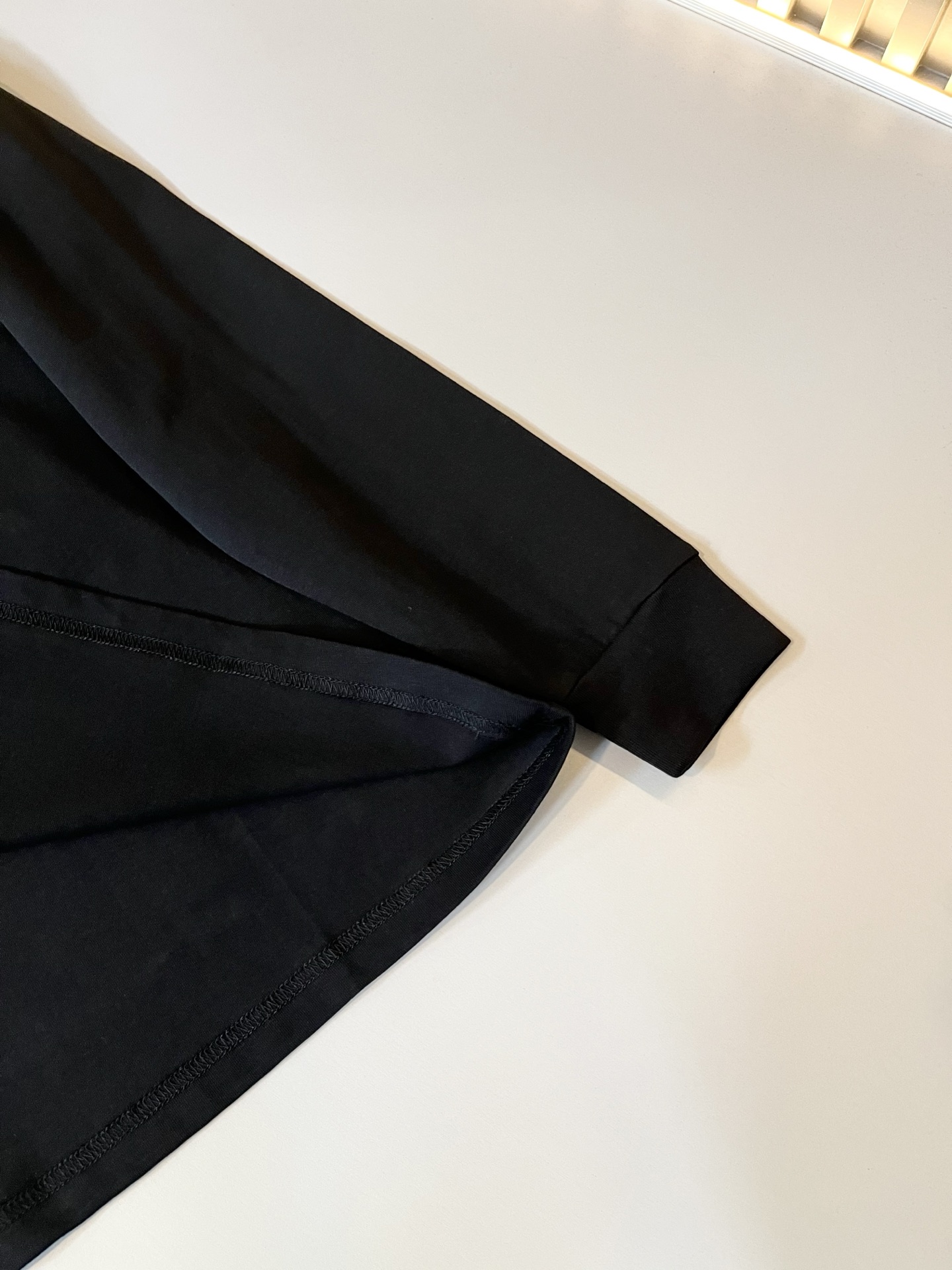 ARCTER*X始*祖鸟 2025秋冬新款男女同款👫休闲打底衫，户外品牌可能大家第一想到的就是加拿大鹅、