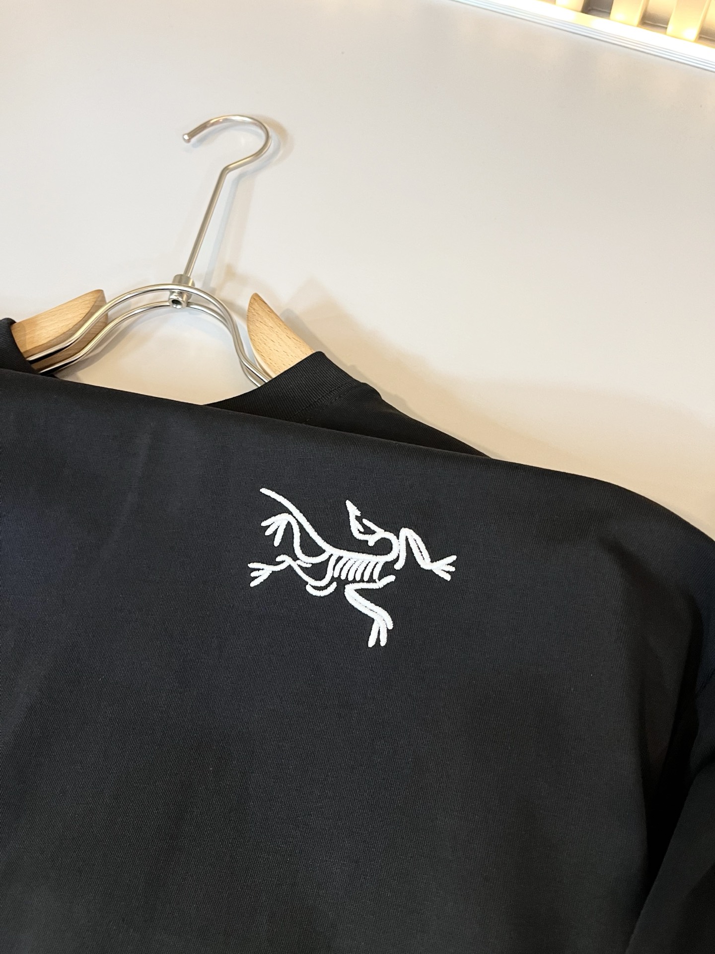 ARCTER*X始*祖鸟 2025秋冬新款男女同款👫休闲打底衫，户外品牌可能大家第一想到的就是加拿大鹅、