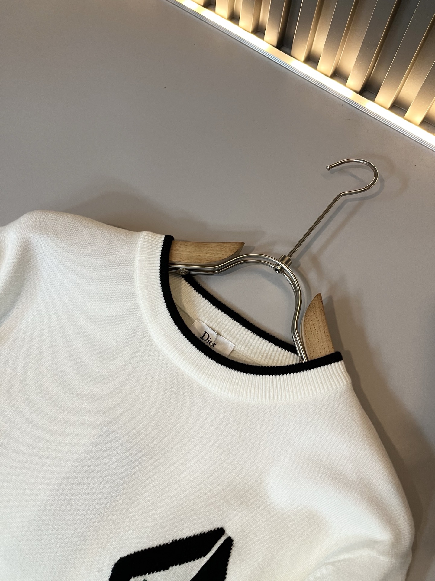 Dio*迪家 2025秋冬新款男女同款👫针织羊毛衫，专柜同步发售！定制专属羊毛🐑面料，从容百搭，档次极高