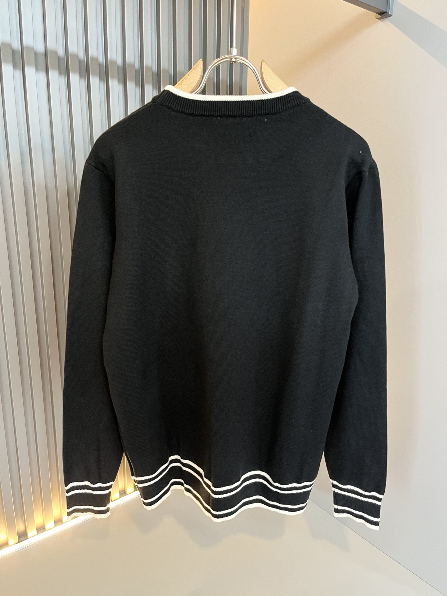 Dio*迪家 2025秋冬新款男女同款👫针织羊毛衫，专柜同步发售！定制专属羊毛🐑面料，从容百搭，档次极高