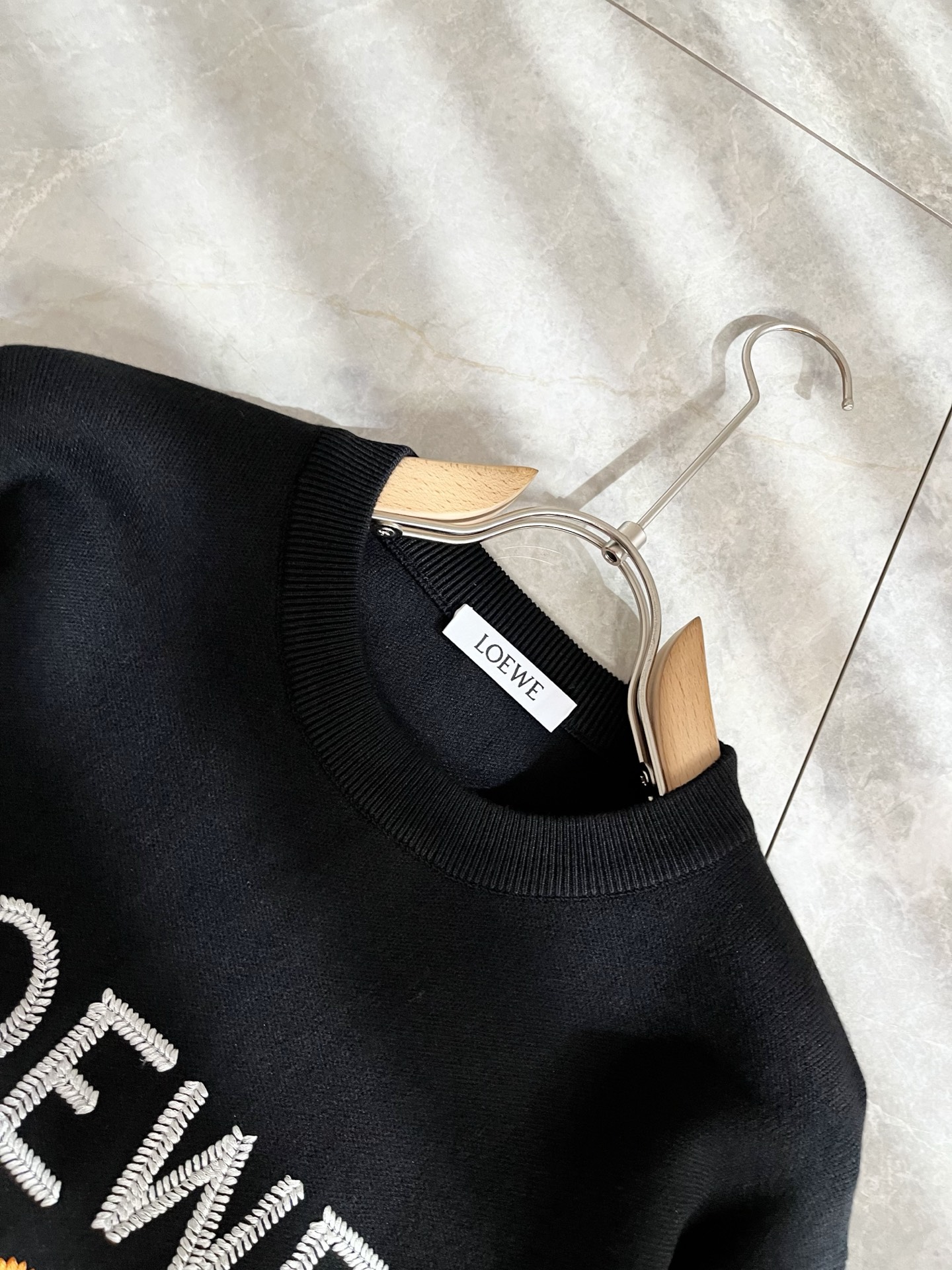 LO*WE/罗*威2025秋冬新款男女同款👫针织羊毛衫，贸易公司渠道货，2025年最新品，官柜同步售卖，