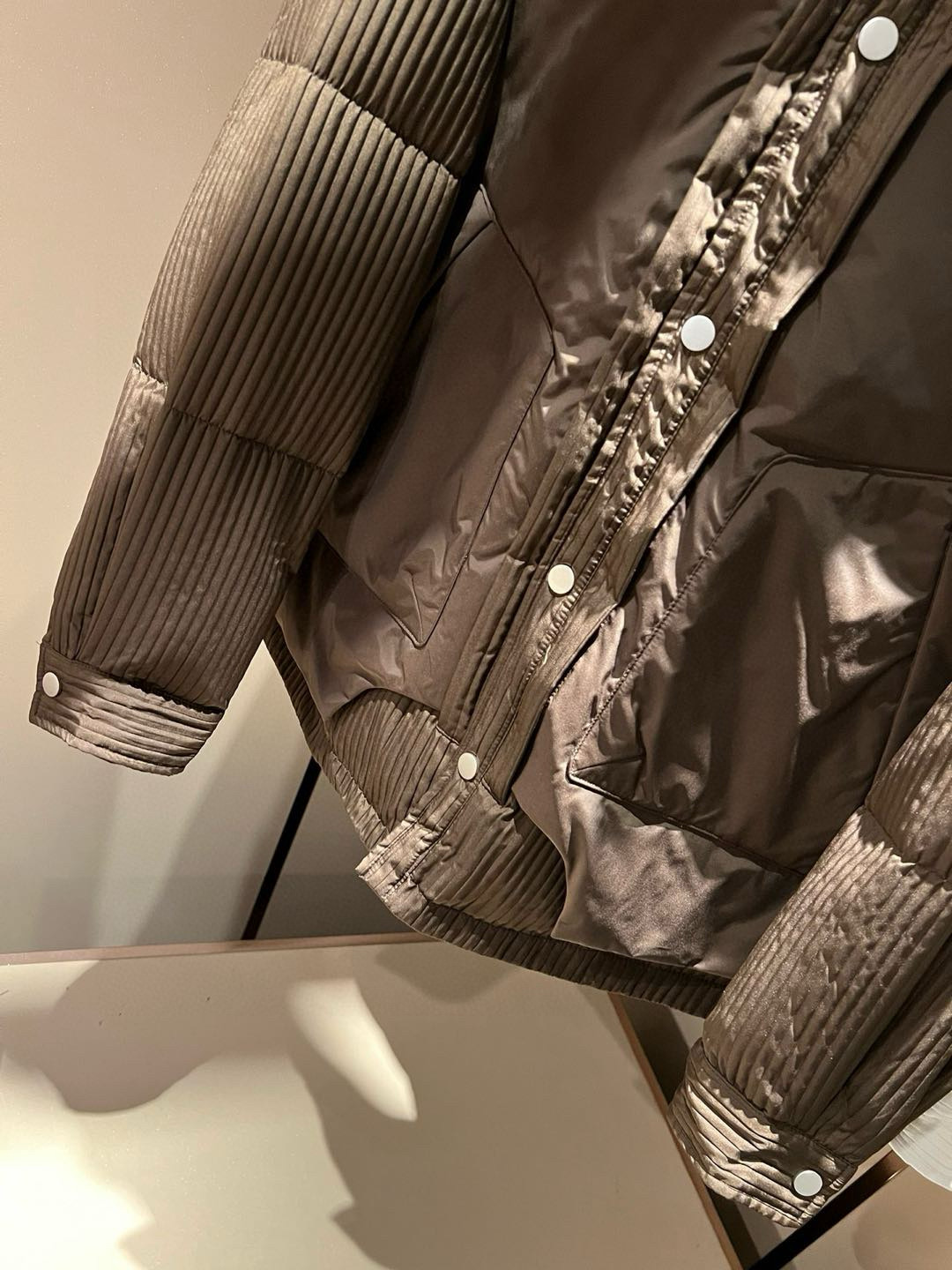 Prad*a 普*达⚠️两件套！2025秋冬男女同款👫两件套羽绒服外套，一衣三穿。现货 Prad* 羽绒