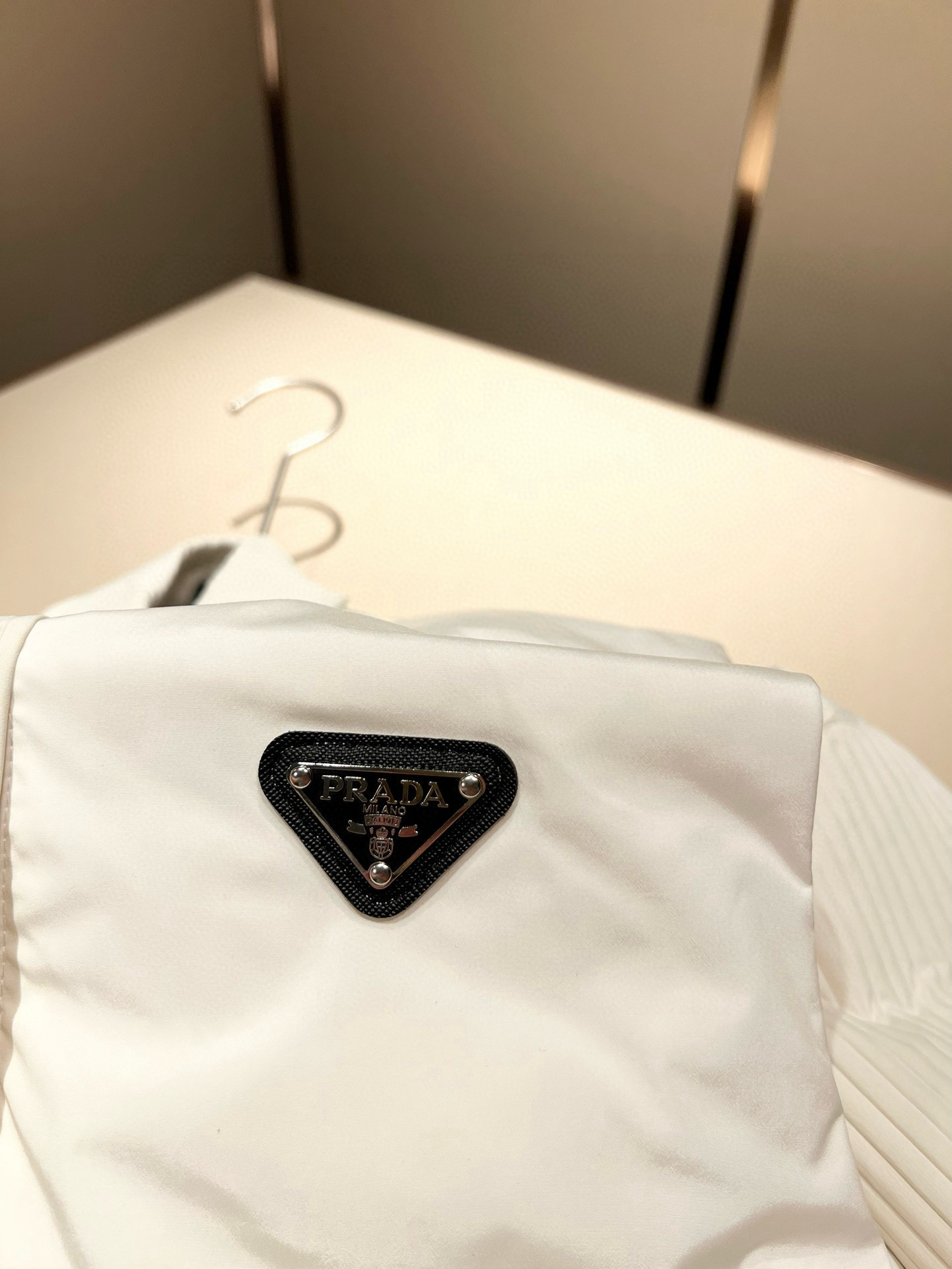 Prad*a 普*达⚠️两件套！2025秋冬男女同款👫两件套羽绒服外套，一衣三穿。现货 Prad* 羽绒