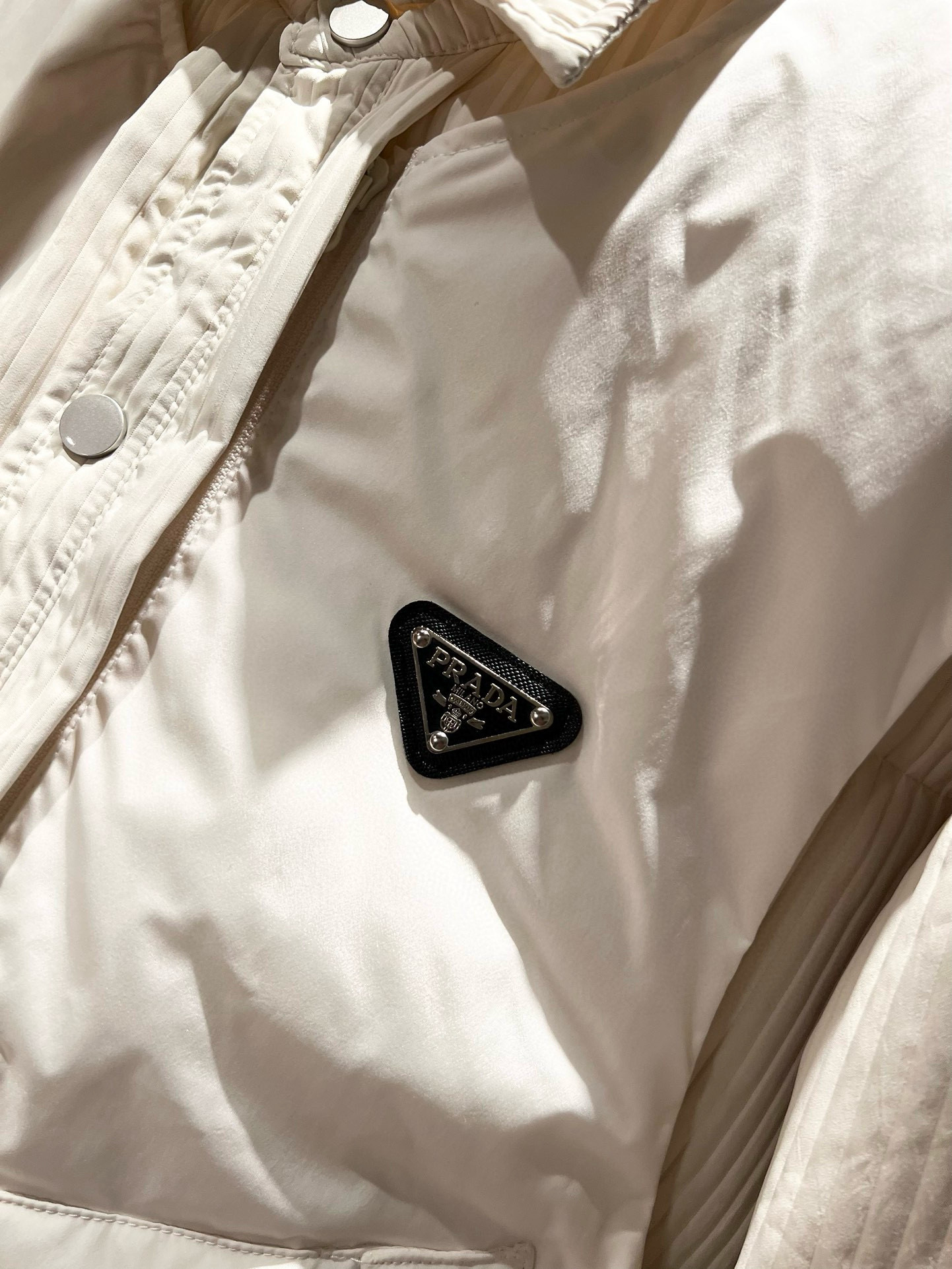 Prad*a 普*达⚠️两件套！2025秋冬男女同款👫两件套羽绒服外套，一衣三穿。现货 Prad* 羽绒