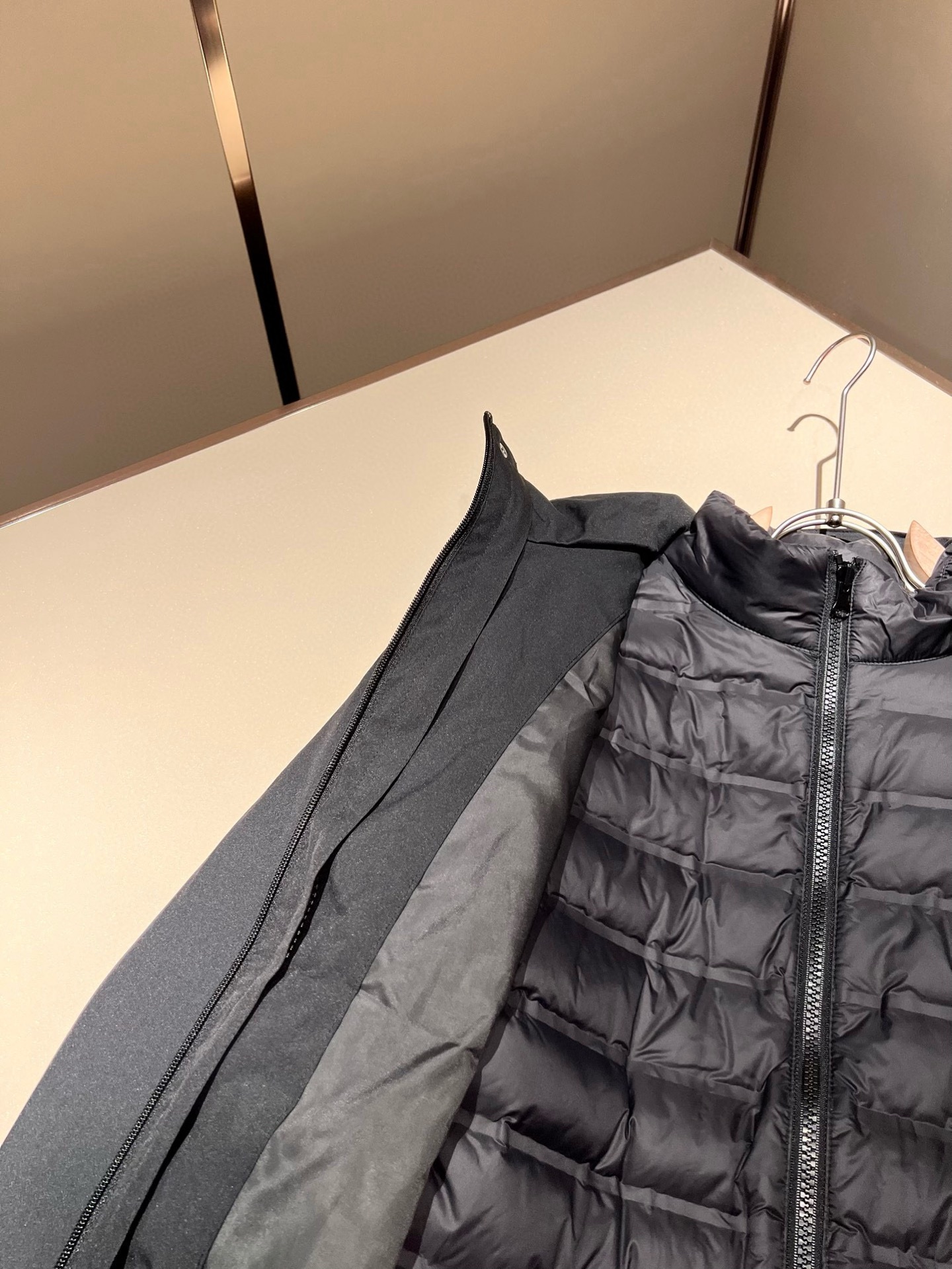 ⚠️细节图！ARCTER*X始*祖鸟 ⚠️两件套！2025秋冬新款男士冲锋衣羽绒服夹克外套，⚠️内胆羽绒