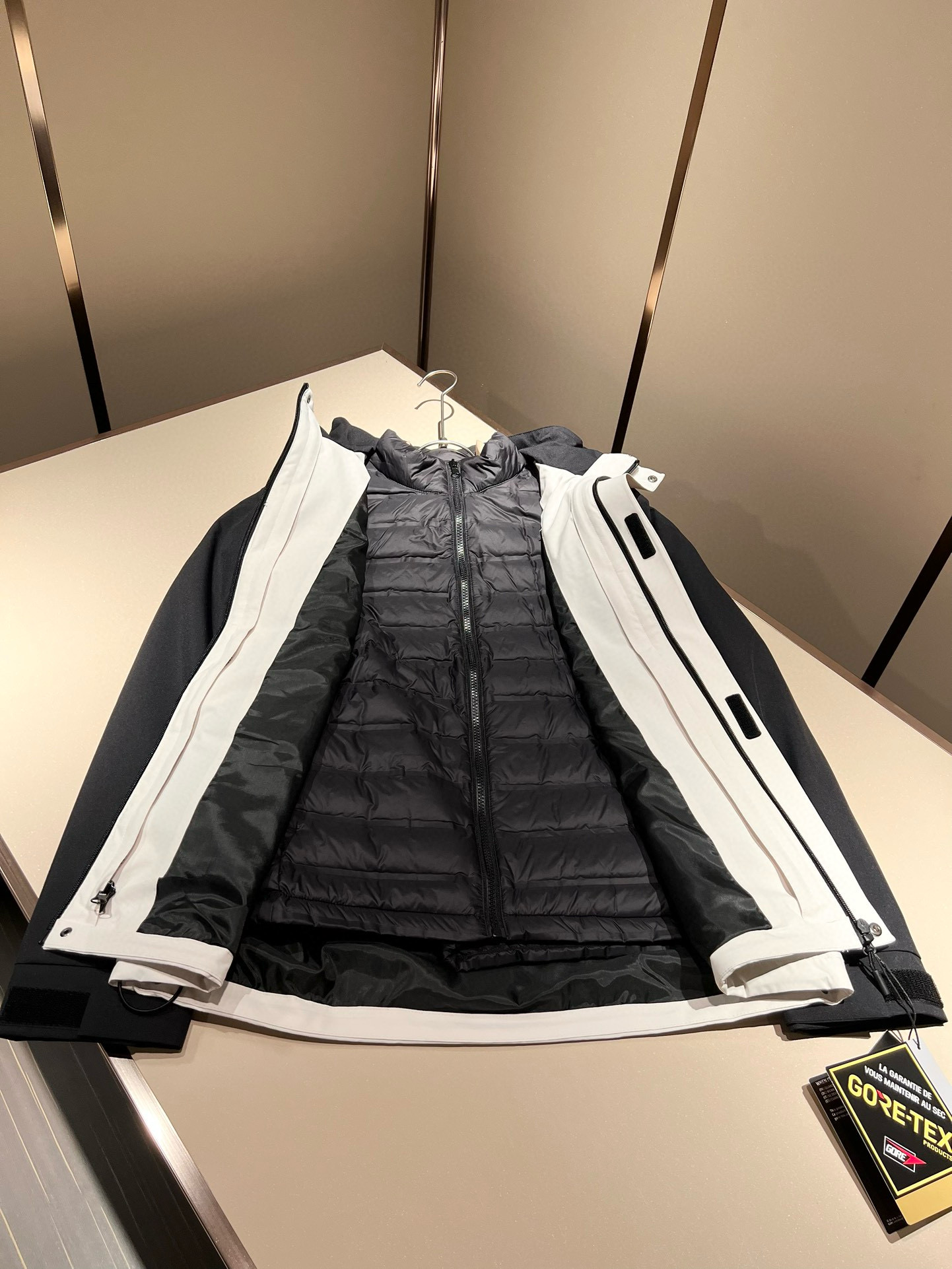 ARCTER*X始*祖鸟 ⚠️两件套！2025秋冬新款男士冲锋衣羽绒服夹克外套，⚠️内胆羽绒夹克拆卸一两