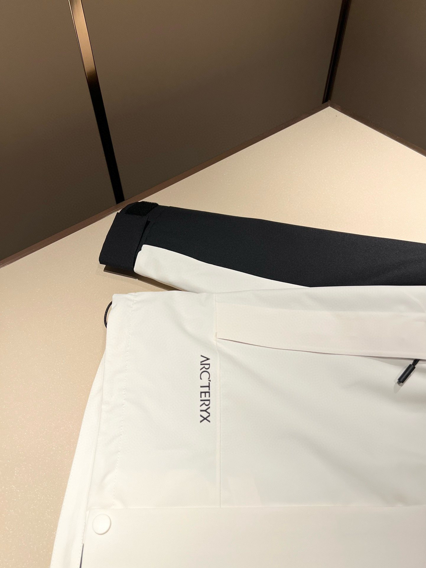 ARCTER*X始*祖鸟 ⚠️两件套！2025秋冬新款男士冲锋衣羽绒服夹克外套，⚠️内胆羽绒夹克拆卸一两