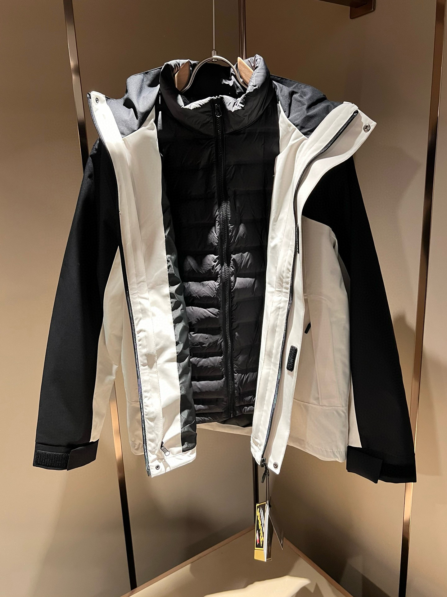 ARCTER*X始*祖鸟 ⚠️两件套！2025秋冬新款男士冲锋衣羽绒服夹克外套，⚠️内胆羽绒夹克拆卸一两