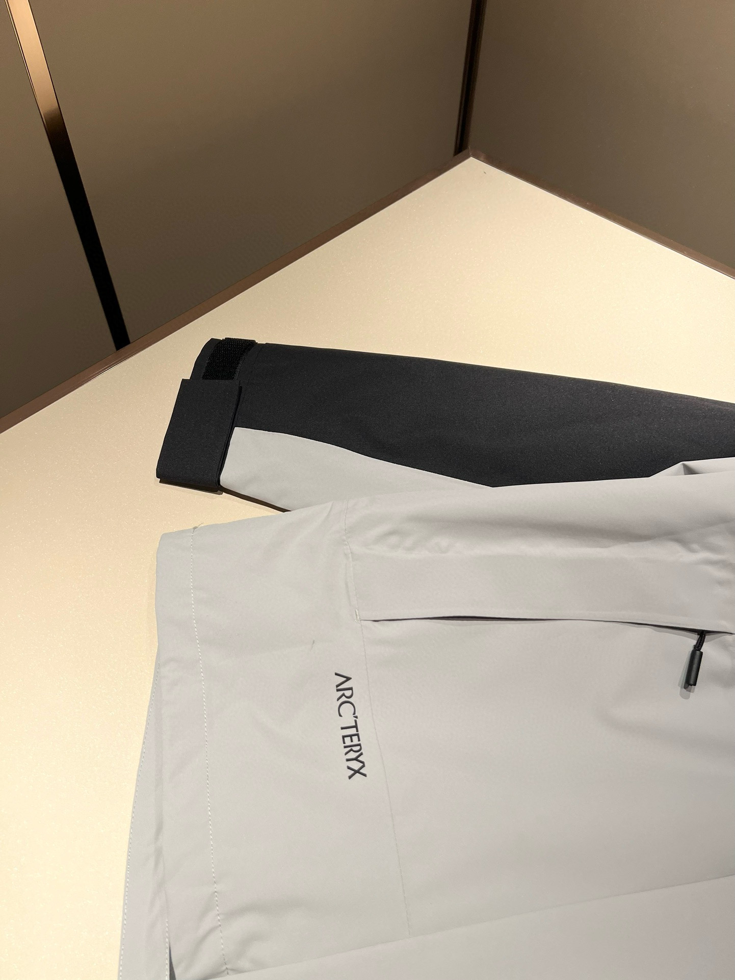 ARCTER*X始*祖鸟 ⚠️两件套！2025秋冬新款男士冲锋衣羽绒服夹克外套，⚠️内胆羽绒夹克拆卸一两