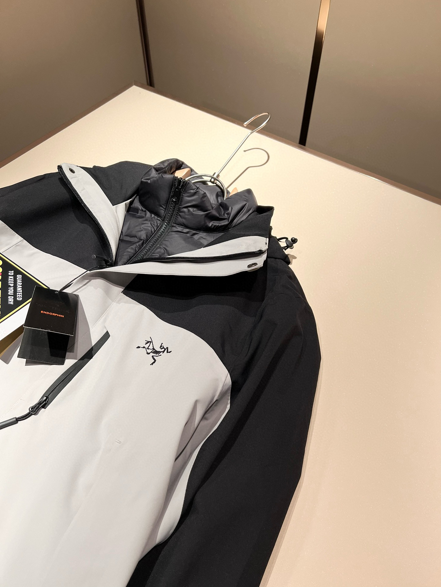 ⚠️细节图！ARCTER*X始*祖鸟 ⚠️两件套！2025秋冬新款男士冲锋衣羽绒服夹克外套，⚠️内胆羽绒