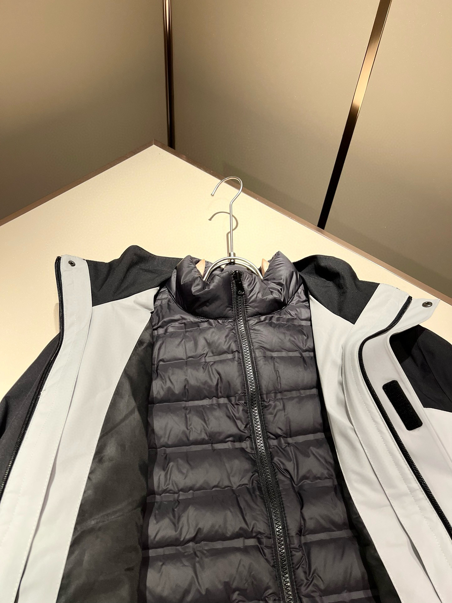 ⚠️细节图！ARCTER*X始*祖鸟 ⚠️两件套！2025秋冬新款男士冲锋衣羽绒服夹克外套，⚠️内胆羽绒