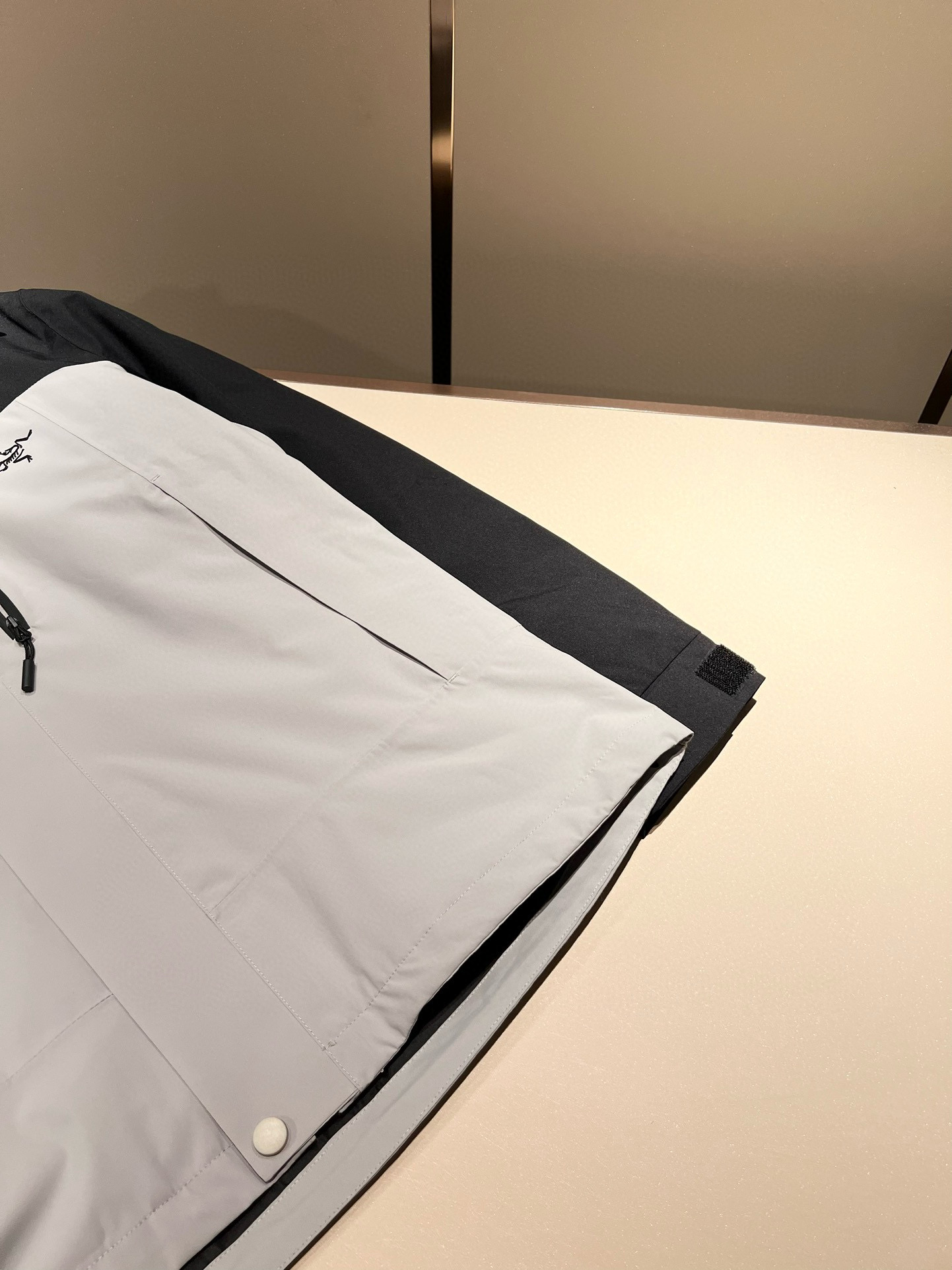 ⚠️细节图！ARCTER*X始*祖鸟 ⚠️两件套！2025秋冬新款男士冲锋衣羽绒服夹克外套，⚠️内胆羽绒