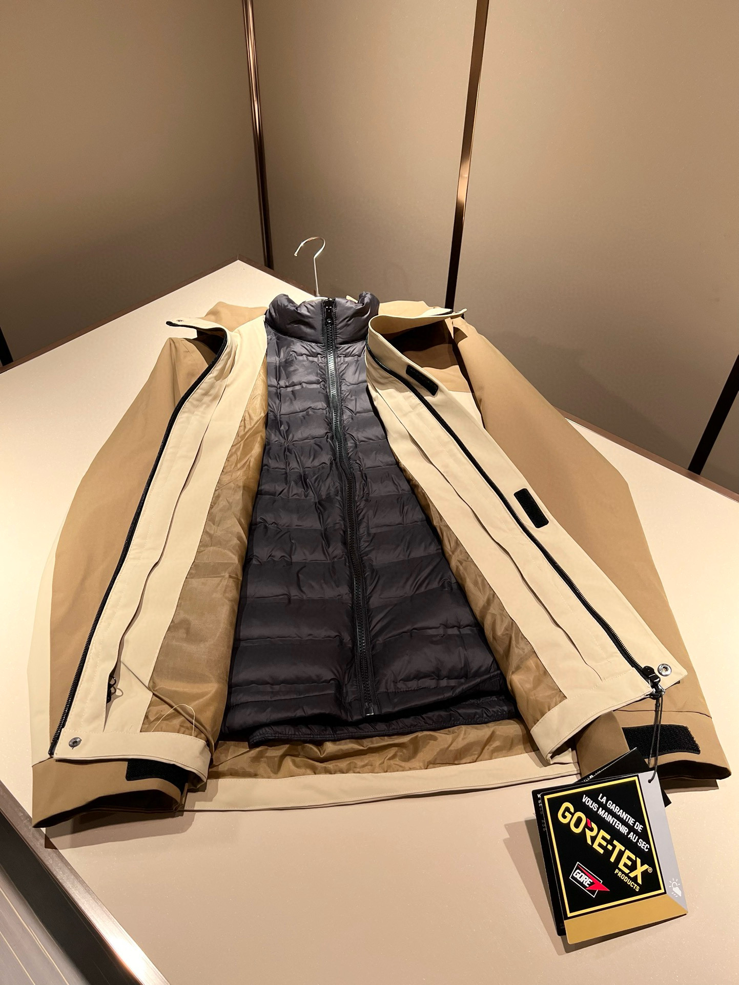 ARCTER*X始*祖鸟 ⚠️两件套！2025秋冬新款男士冲锋衣羽绒服夹克外套，⚠️内胆羽绒夹克拆卸一两