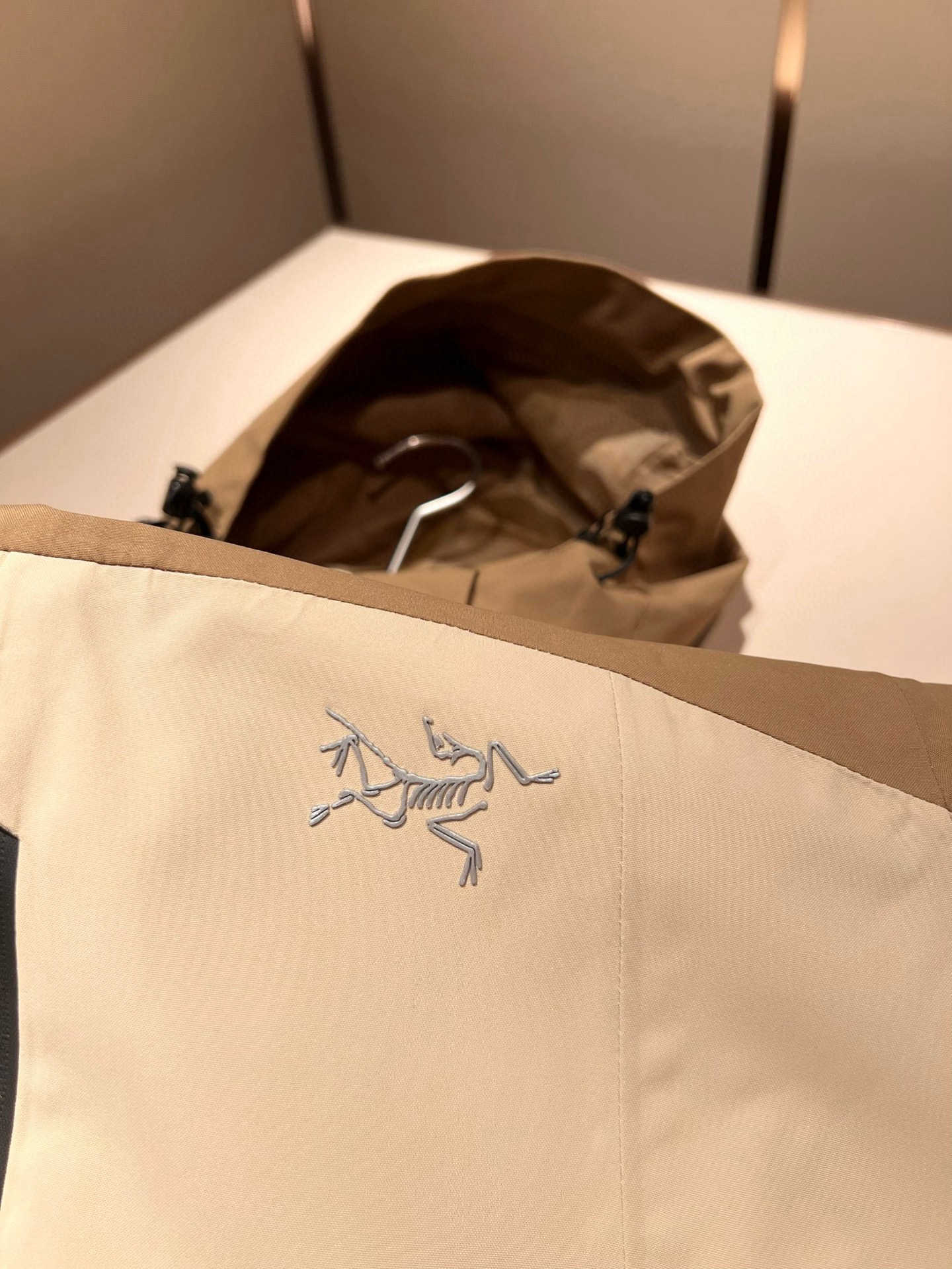 ARCTER*X始*祖鸟 ⚠️两件套！2025秋冬新款男士冲锋衣羽绒服夹克外套，⚠️内胆羽绒夹克拆卸一两