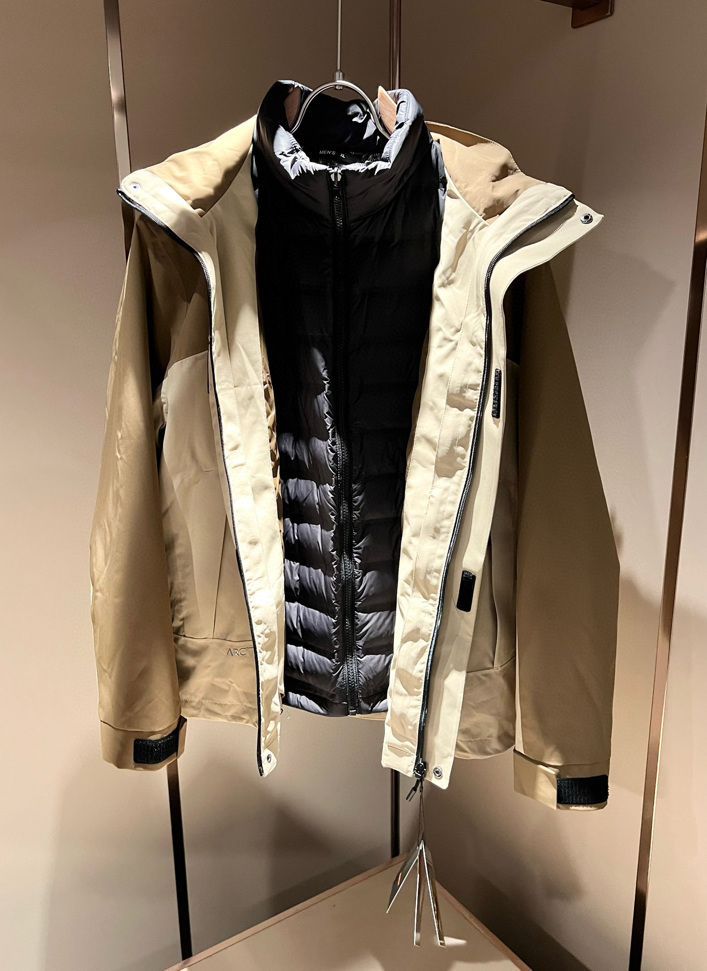 ARCTER*X始*祖鸟 ⚠️两件套！2025秋冬新款男士冲锋衣羽绒服夹克外套，⚠️内胆羽绒夹克拆卸一两