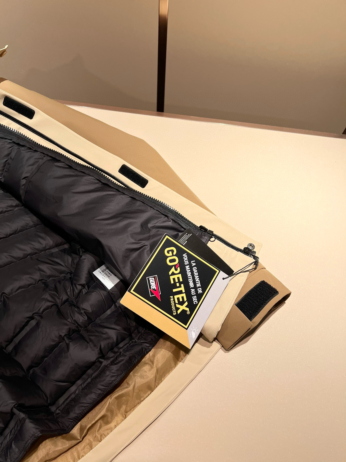 ⚠️细节图！ARCTER*X始*祖鸟 ⚠️两件套！2025秋冬新款男士冲锋衣羽绒服夹克外套，⚠️内胆羽绒