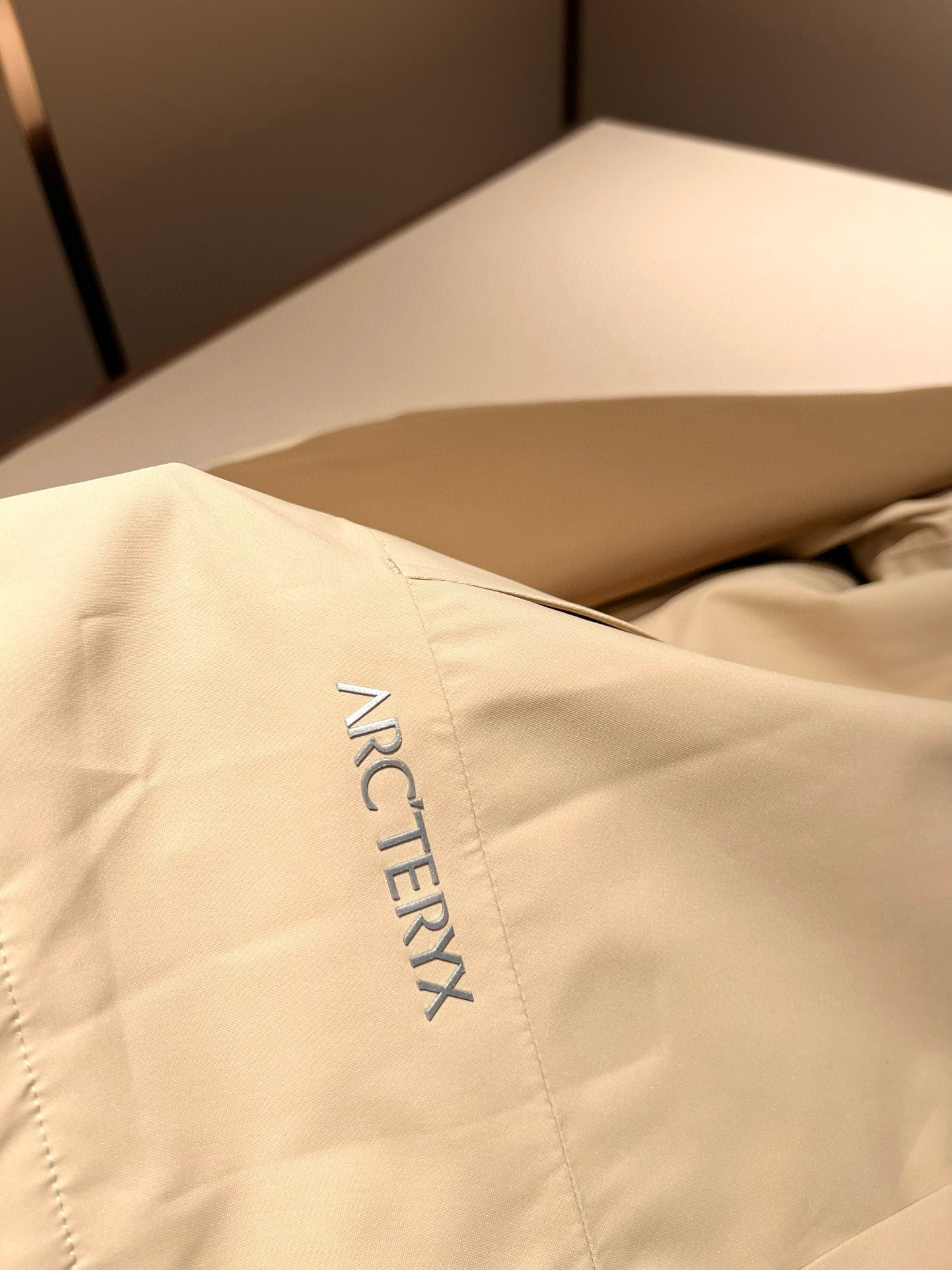 ⚠️细节图！ARCTER*X始*祖鸟 ⚠️两件套！2025秋冬新款男士冲锋衣羽绒服夹克外套，⚠️内胆羽绒