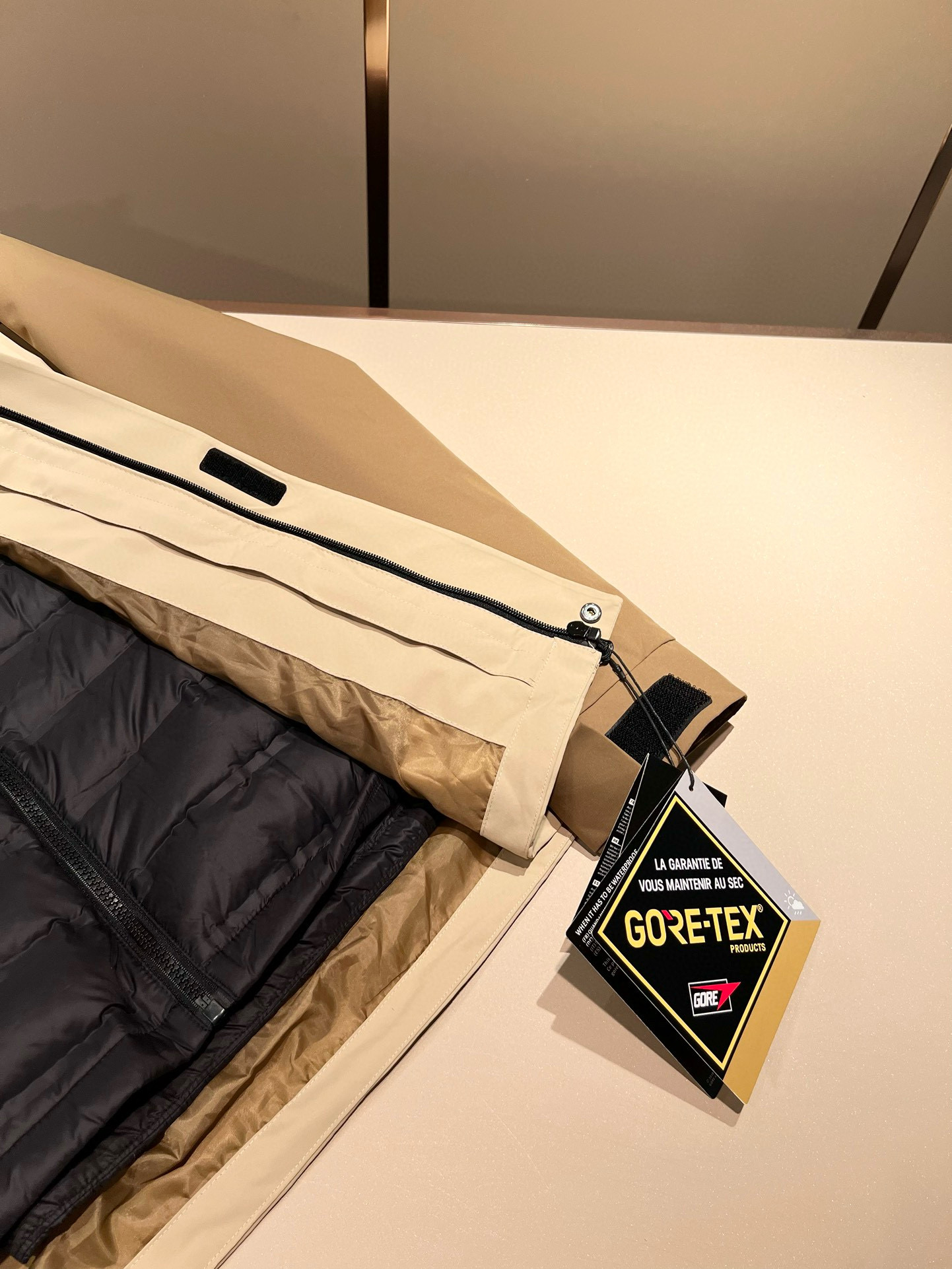 ⚠️细节图！ARCTER*X始*祖鸟 ⚠️两件套！2025秋冬新款男士冲锋衣羽绒服夹克外套，⚠️内胆羽绒