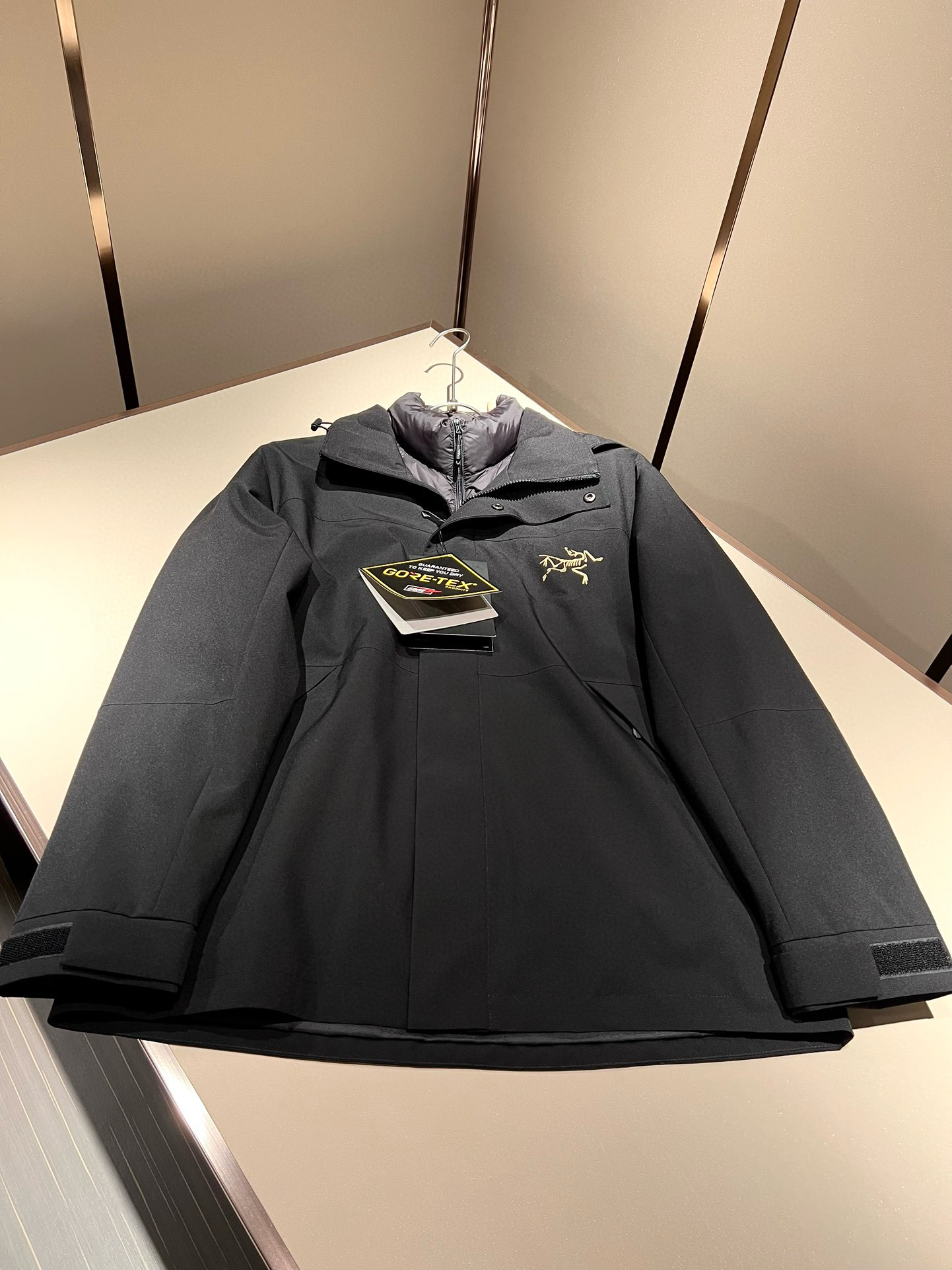 ⚠️细节图！ ARCTER*X始*祖鸟 ⚠️两件套！2025秋冬新款男士冲锋衣羽绒服夹克外套，⚠️内胆羽