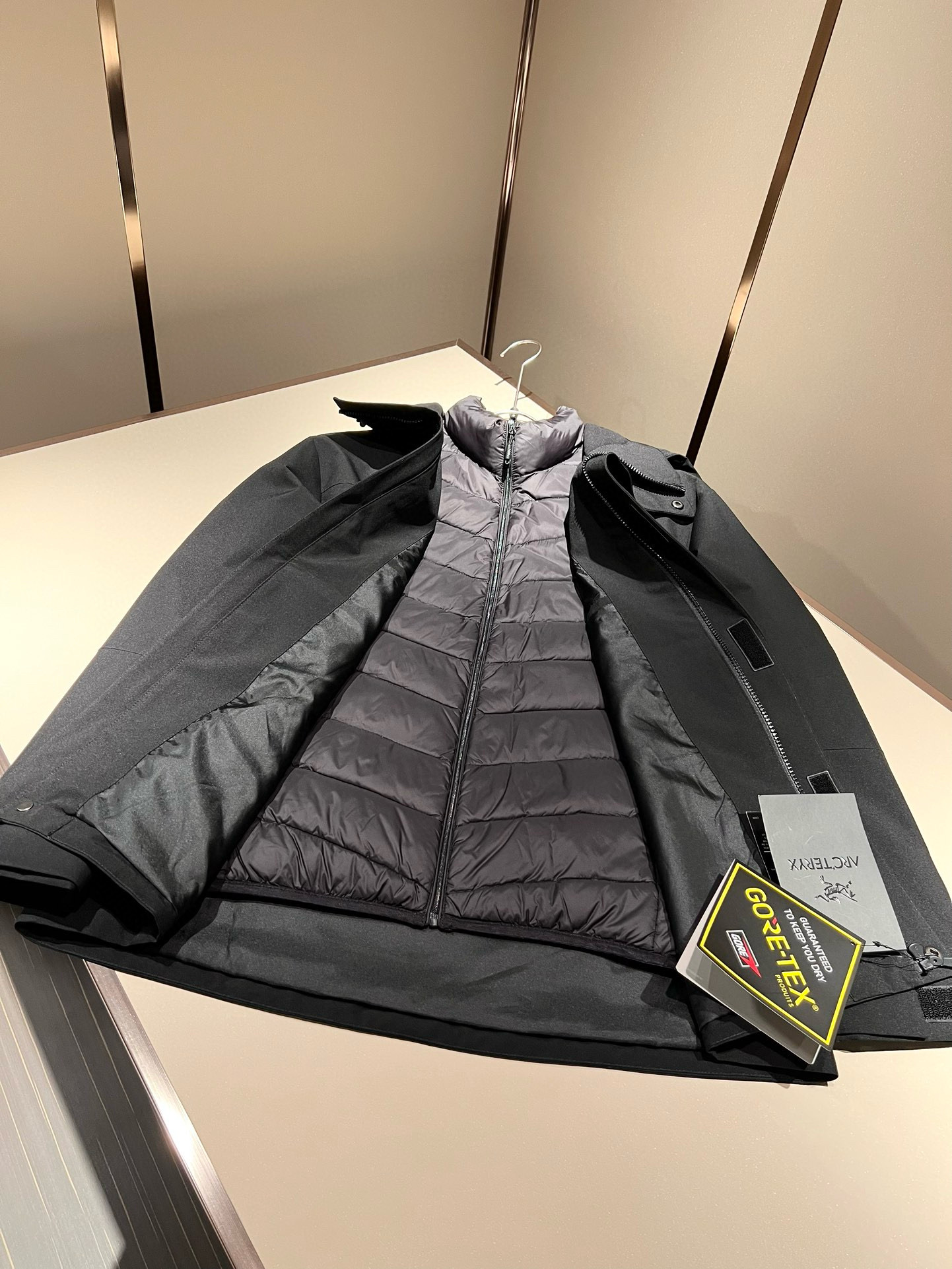 ⚠️细节图！ ARCTER*X始*祖鸟 ⚠️两件套！2025秋冬新款男士冲锋衣羽绒服夹克外套，⚠️内胆羽