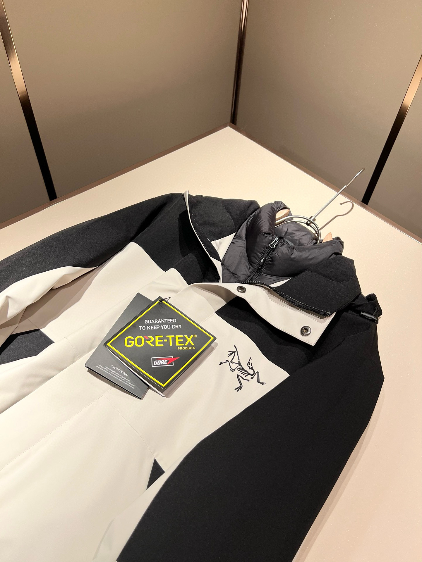 ARCTER*X始*祖鸟 ⚠️两件套！2025秋冬新款男士冲锋衣羽绒服夹克外套，⚠️内胆羽绒夹克拆卸一两