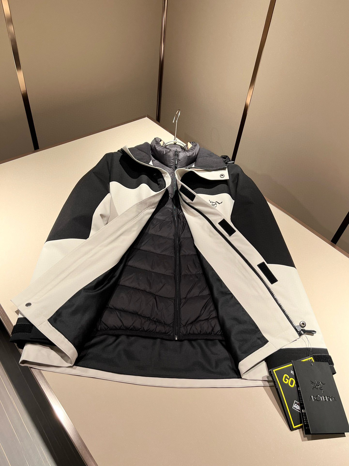 ⚠️细节图！ ARCTER*X始*祖鸟 ⚠️两件套！2025秋冬新款男士冲锋衣羽绒服夹克外套，⚠️内胆羽