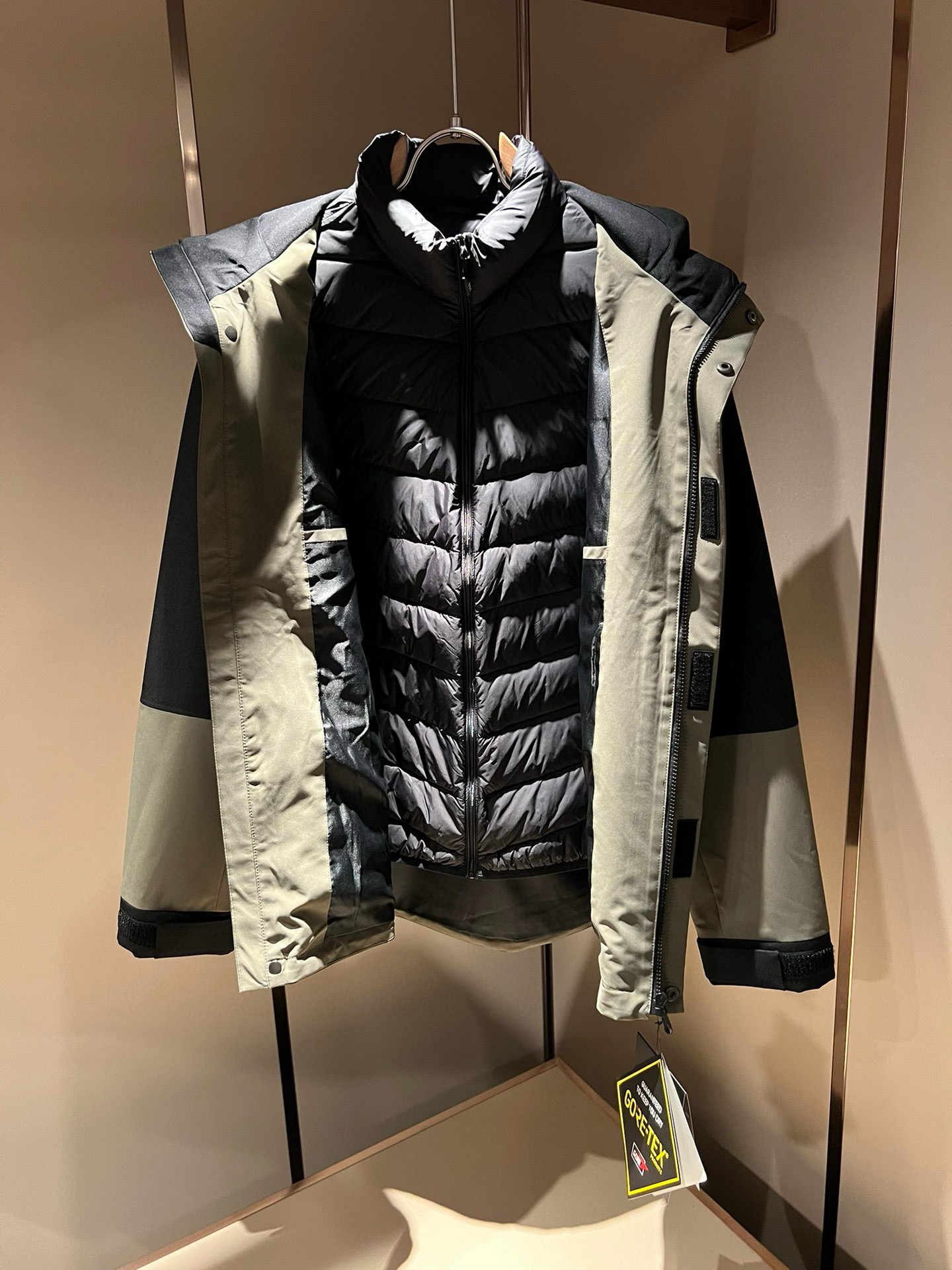 ARCTER*X始*祖鸟 ⚠️两件套！2025秋冬新款男士冲锋衣羽绒服夹克外套，⚠️内胆羽绒夹克拆卸一两