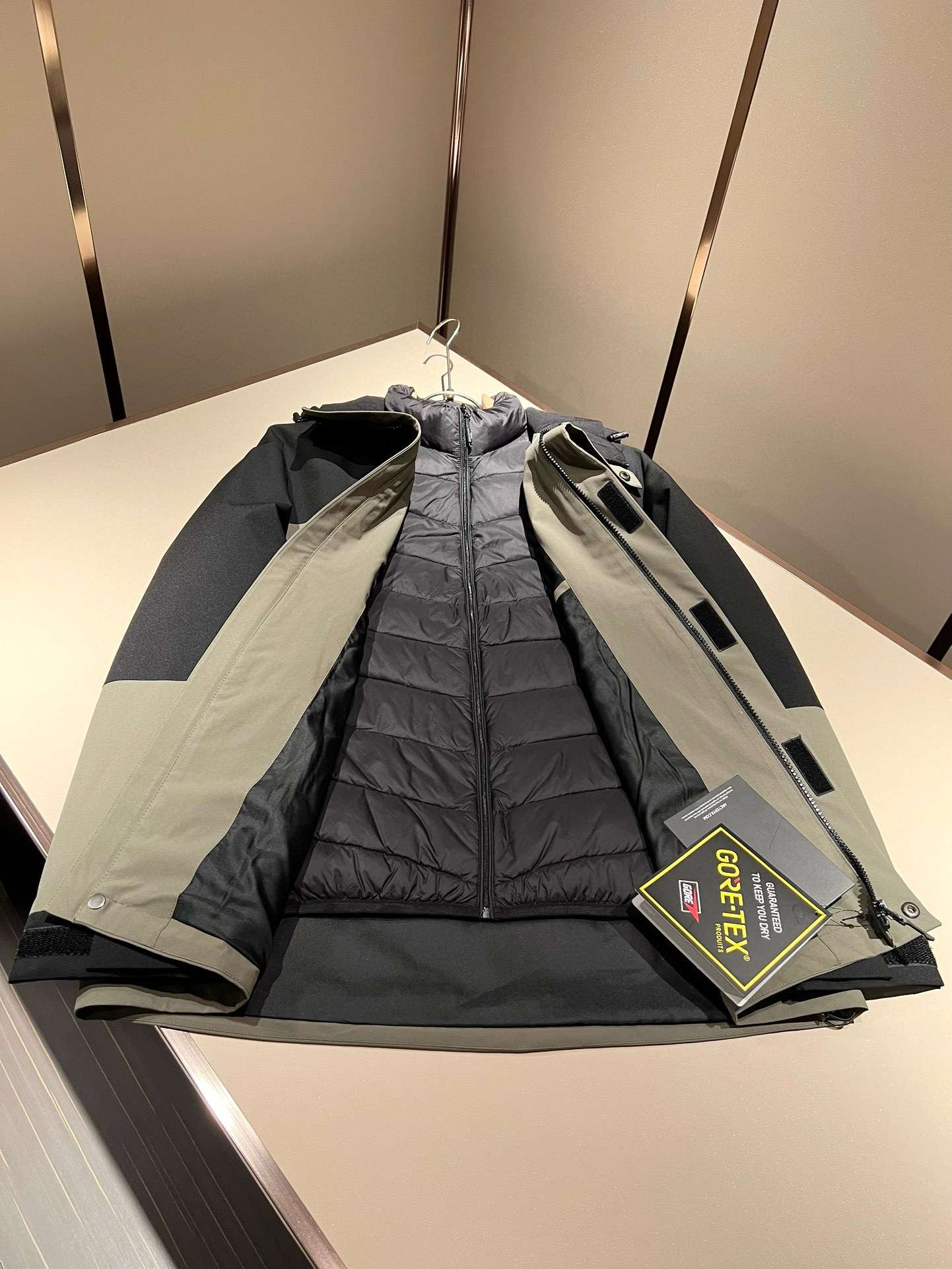 ⚠️细节图！ ARCTER*X始*祖鸟 ⚠️两件套！2025秋冬新款男士冲锋衣羽绒服夹克外套，⚠️内胆羽