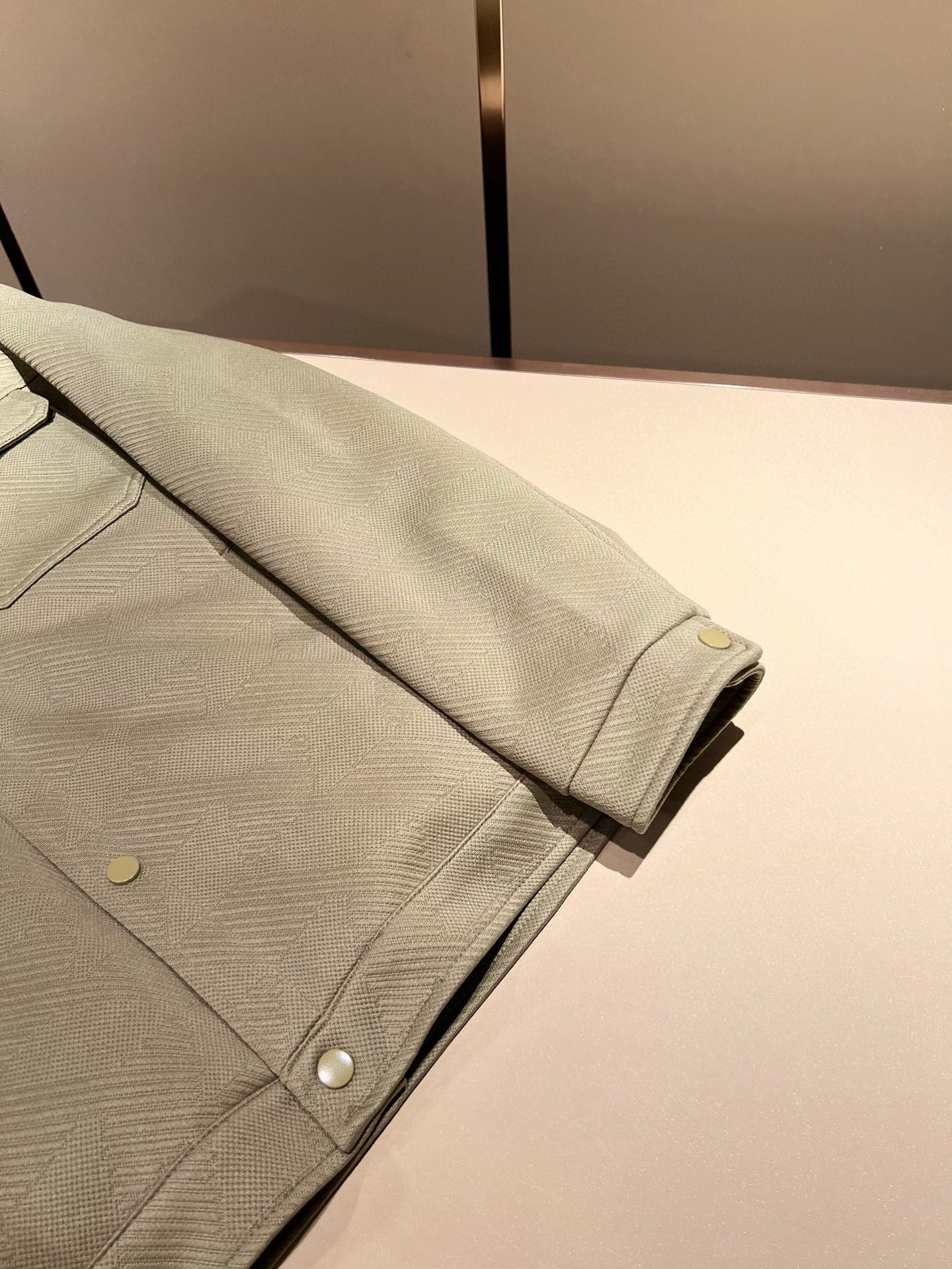 ⚠️细节图！ Loro Piana诺悠翩雅 2025秋冬新款男女同款👫 翻领羽绒服外套，胸前口袋修饰！贸