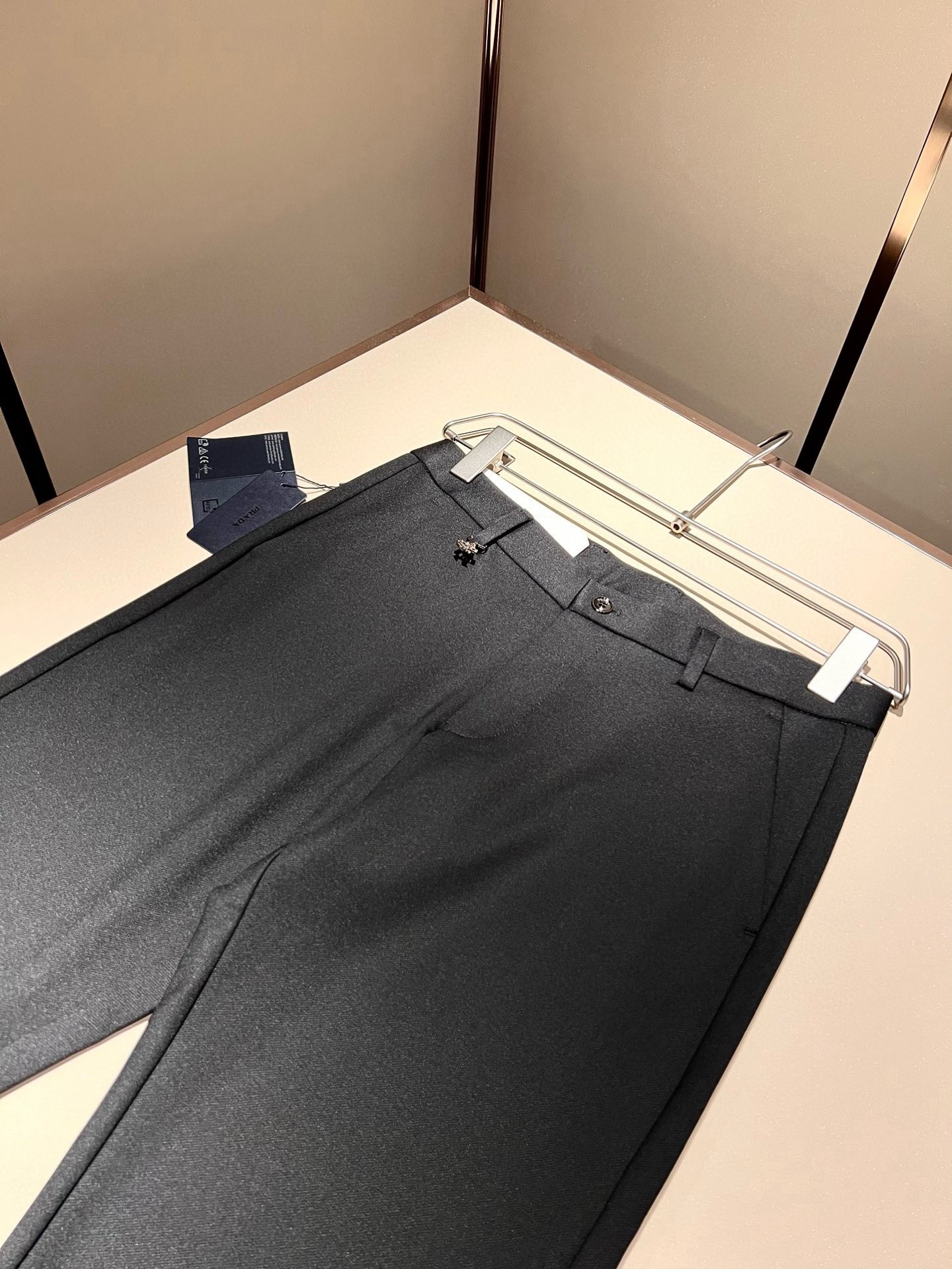 PRA*DA 普*达 2025秋冬新款弹力棉质混纺氨纶百搭西裤，男士经典商务休闲基础长裤西裤！贸易公司渠