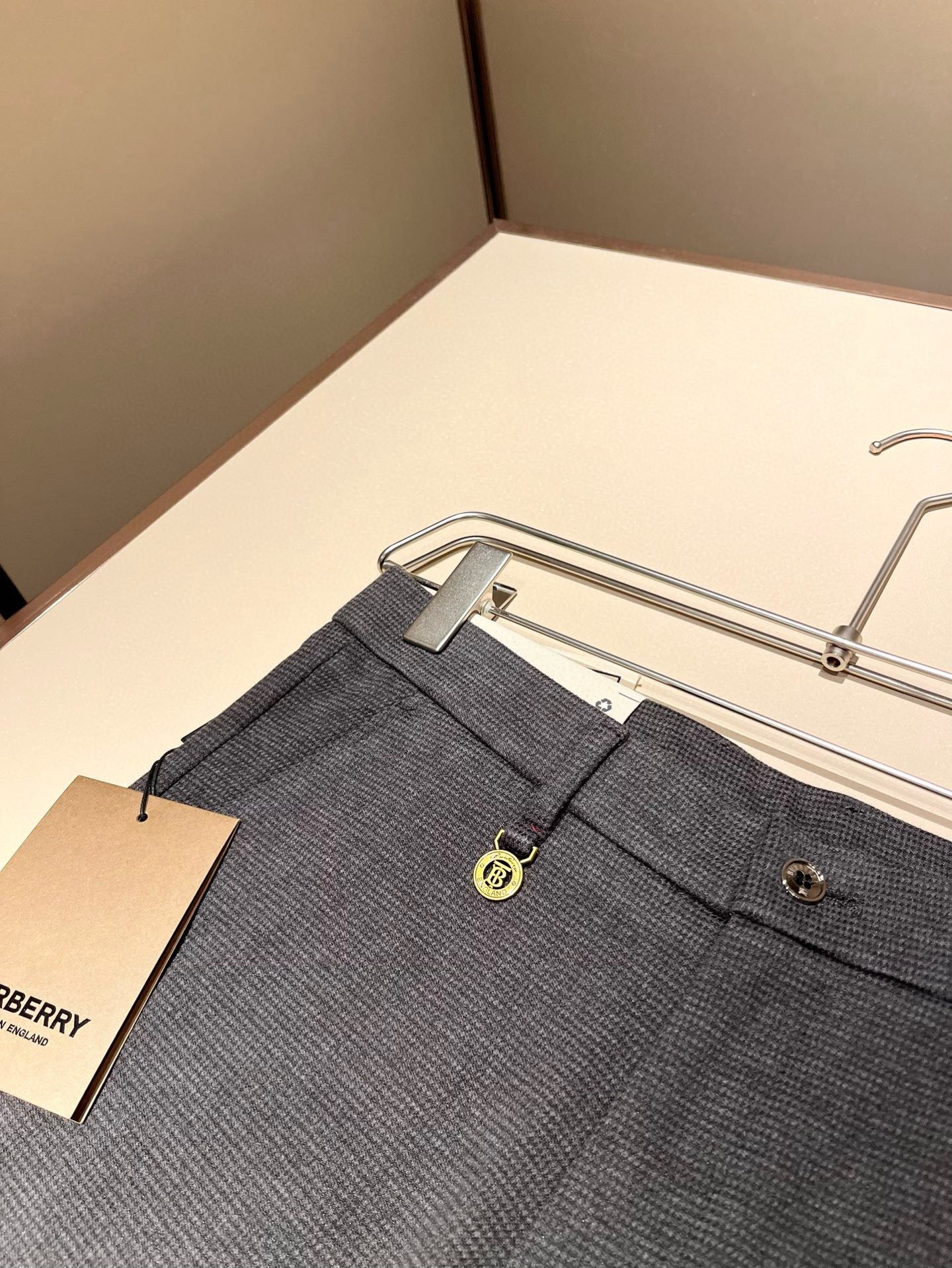 BURBER*Y巴*莉 2025秋冬男士休闲羊绒西裤，男士经典基础款小直筒裤 简洁纯色百搭款五金logo