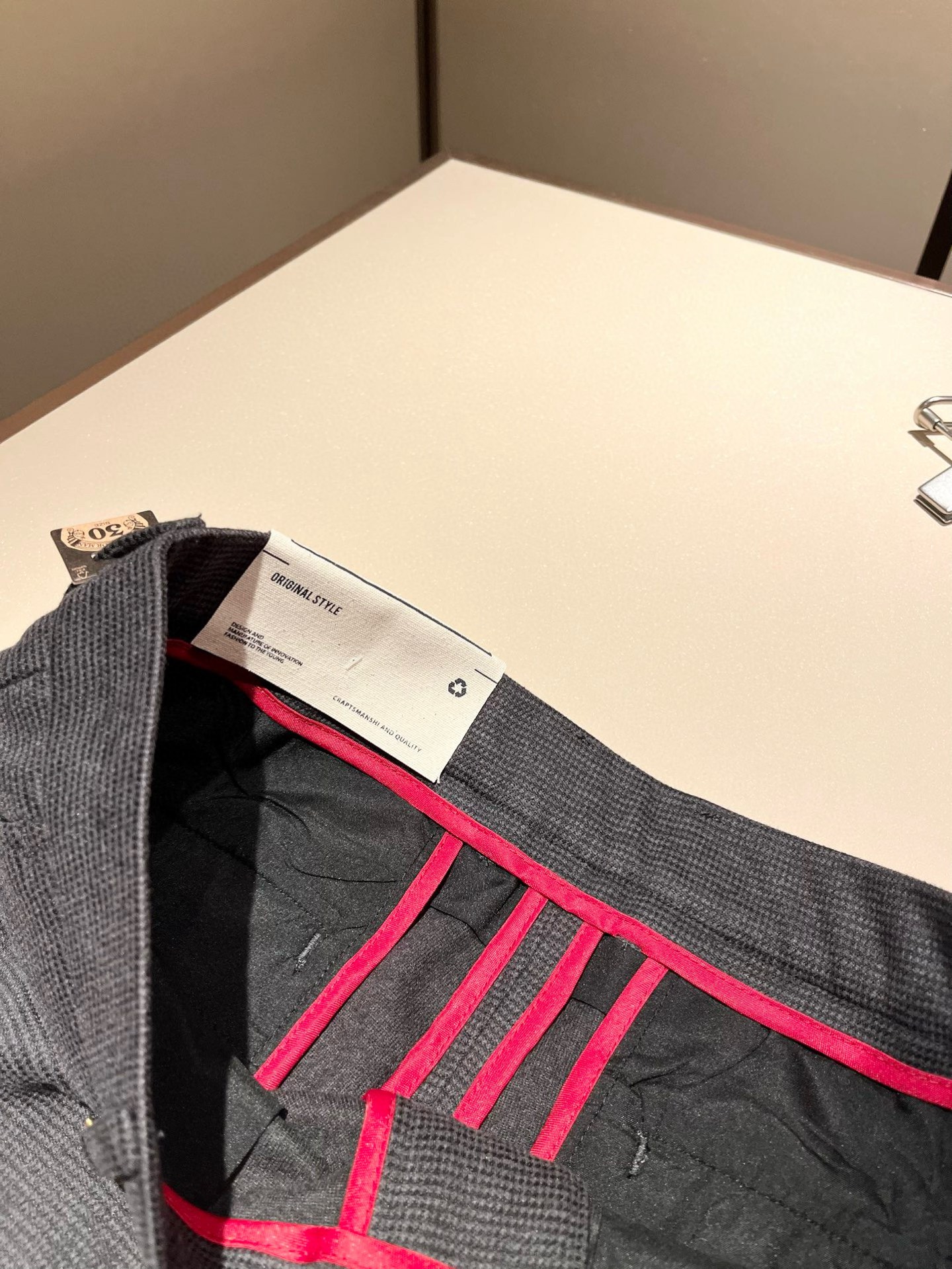 BURBER*Y巴*莉 2025秋冬男士休闲羊绒西裤，男士经典基础款小直筒裤 简洁纯色百搭款五金logo