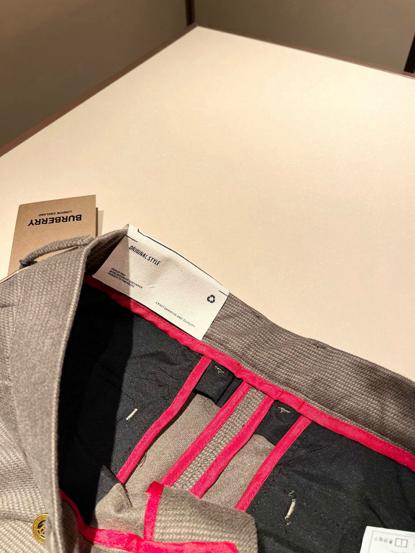 BURBER*Y巴*莉 2025秋冬男士休闲羊绒西裤，男士经典基础款小直筒裤 简洁纯色百搭款五金logo