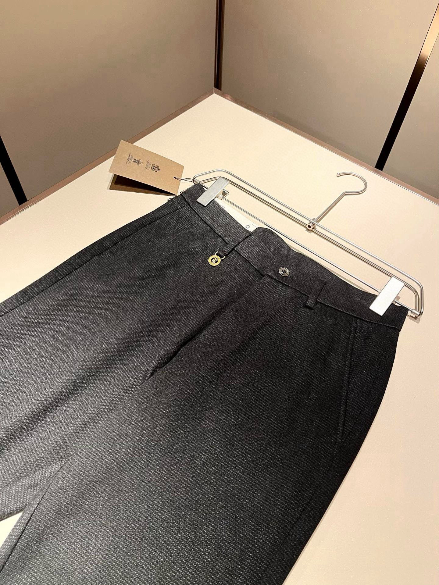 BURBER*Y巴*莉 2025秋冬男士休闲羊绒西裤，男士经典基础款小直筒裤 简洁纯色百搭款五金logo