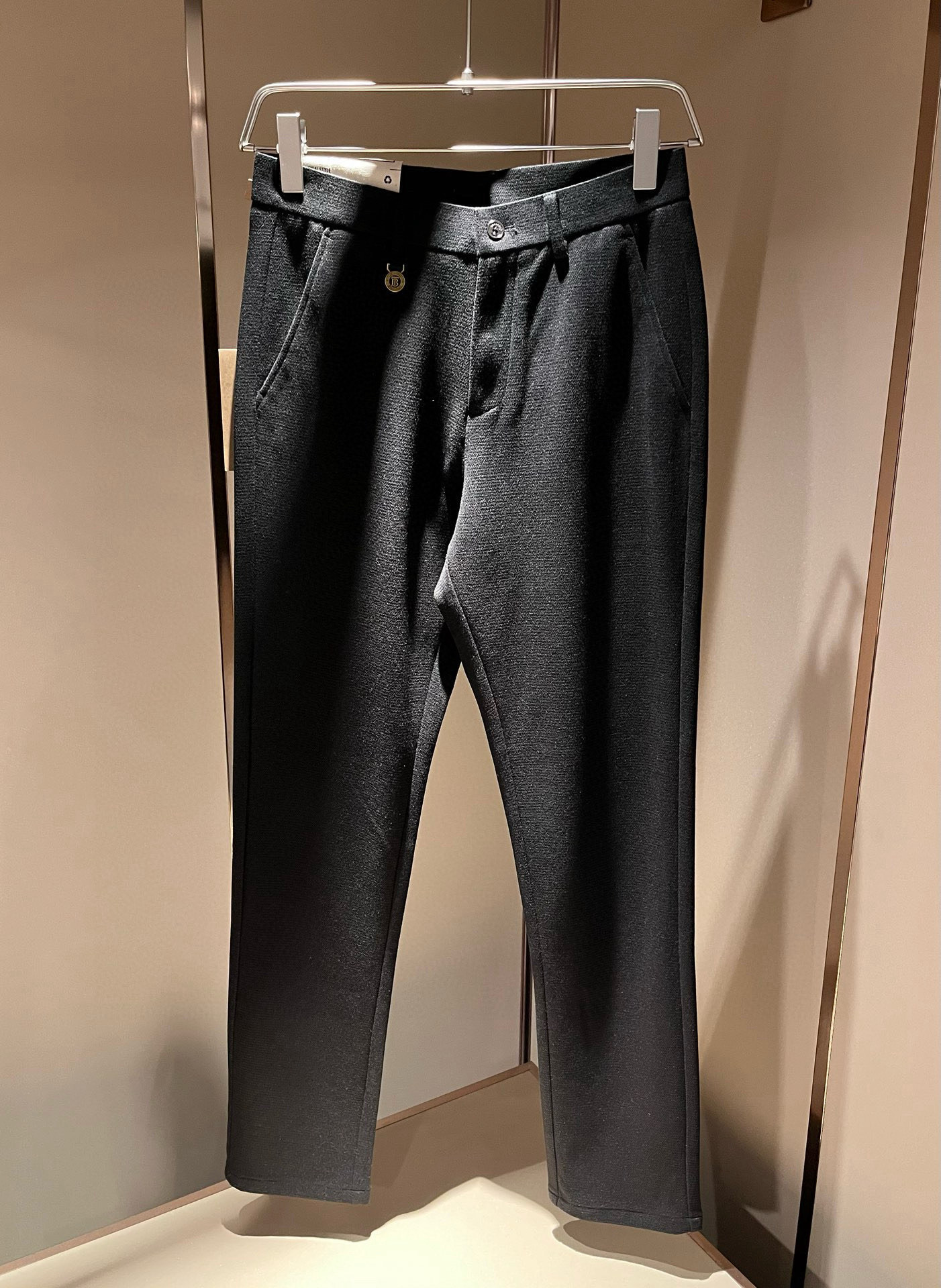 BURBER*Y巴*莉 2025秋冬男士休闲羊绒西裤，男士经典基础款小直筒裤 简洁纯色百搭款五金logo