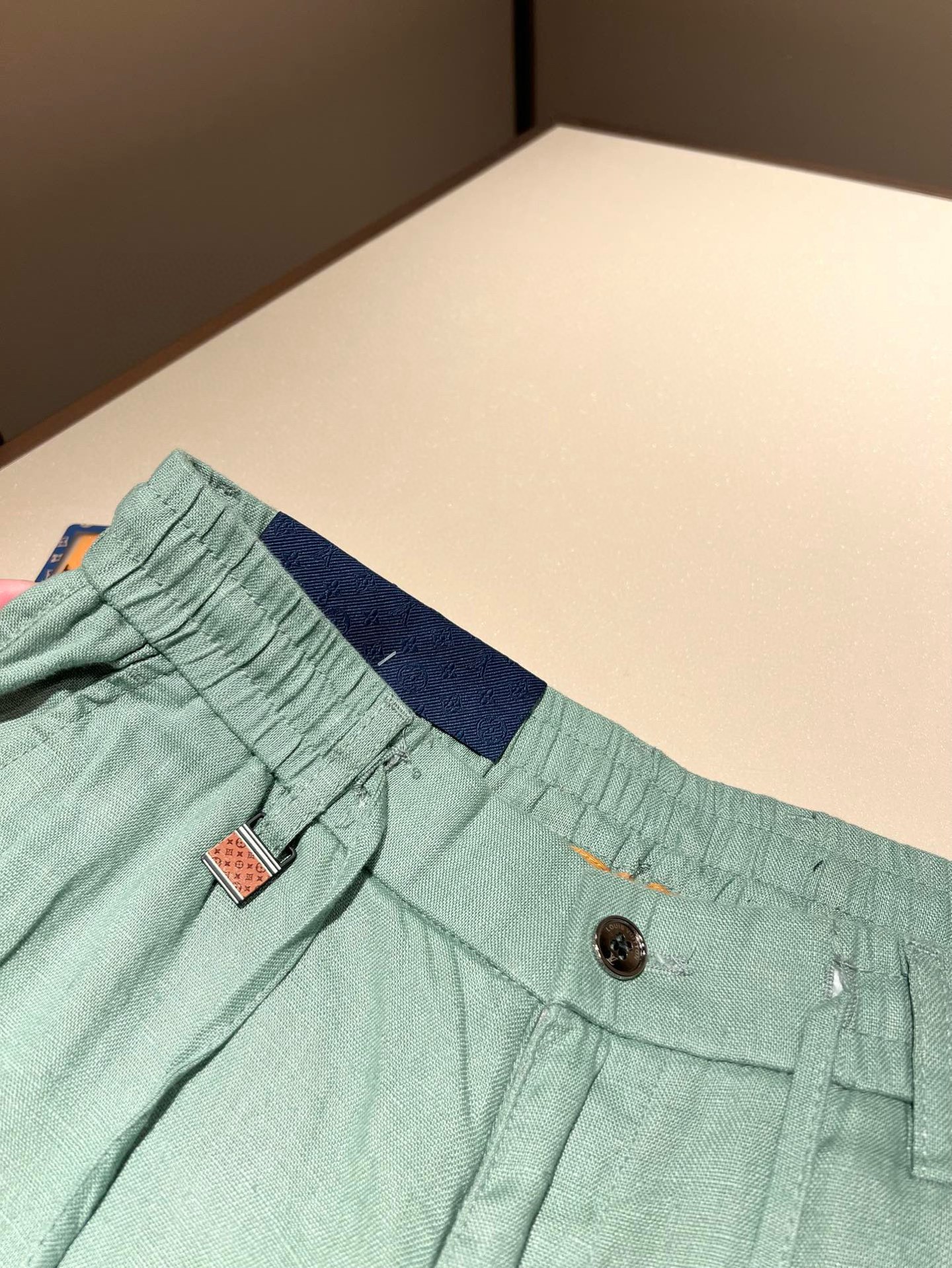 LouisVuitt*路易*登 2025秋冬新款男士棉麻休闲裤，男士经典时尚百搭商务休闲西裤! 都市精英