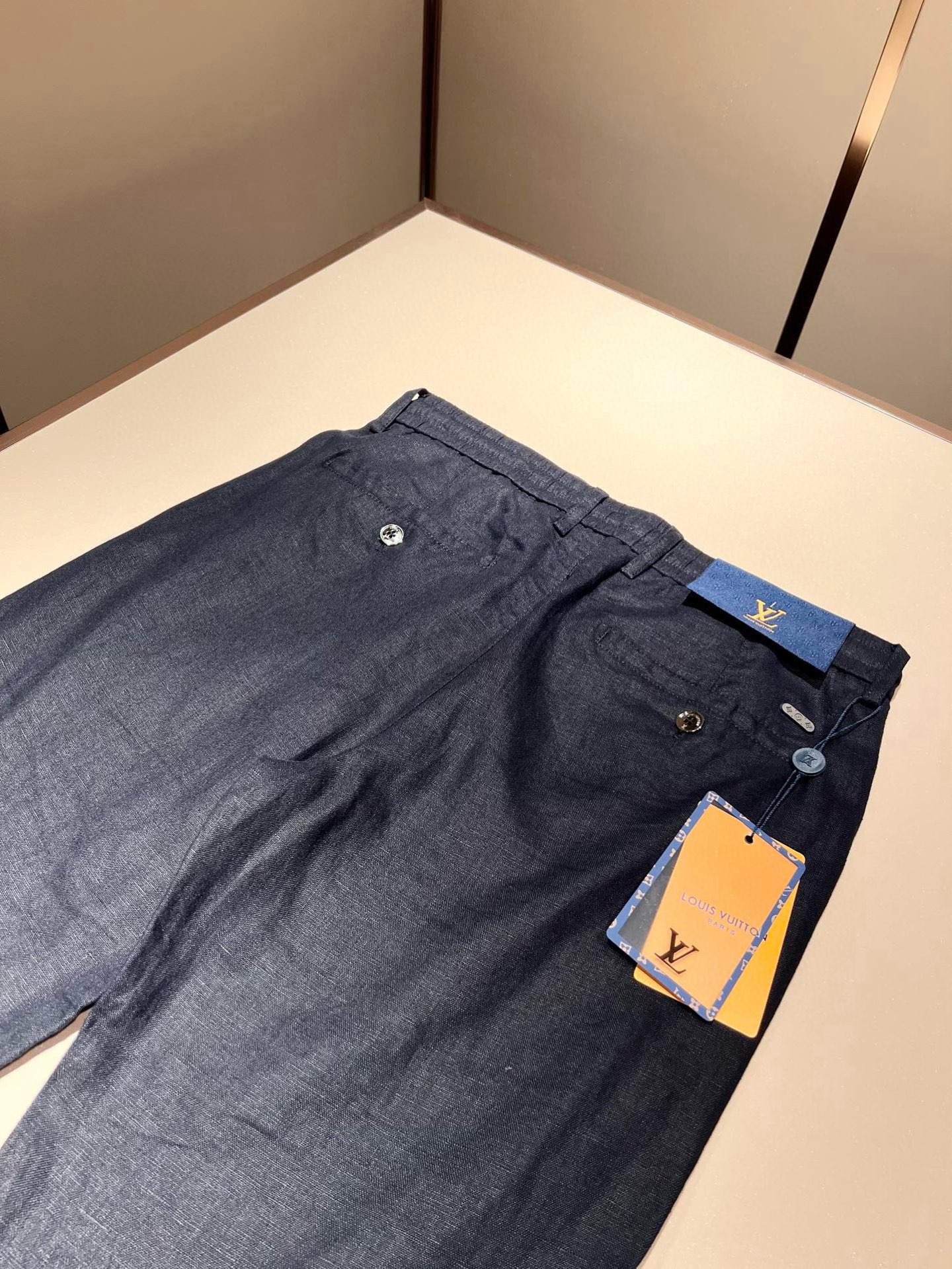 LouisVuitt*路易*登 2025秋冬新款男士棉麻休闲裤，男士经典时尚百搭商务休闲西裤! 都市精英