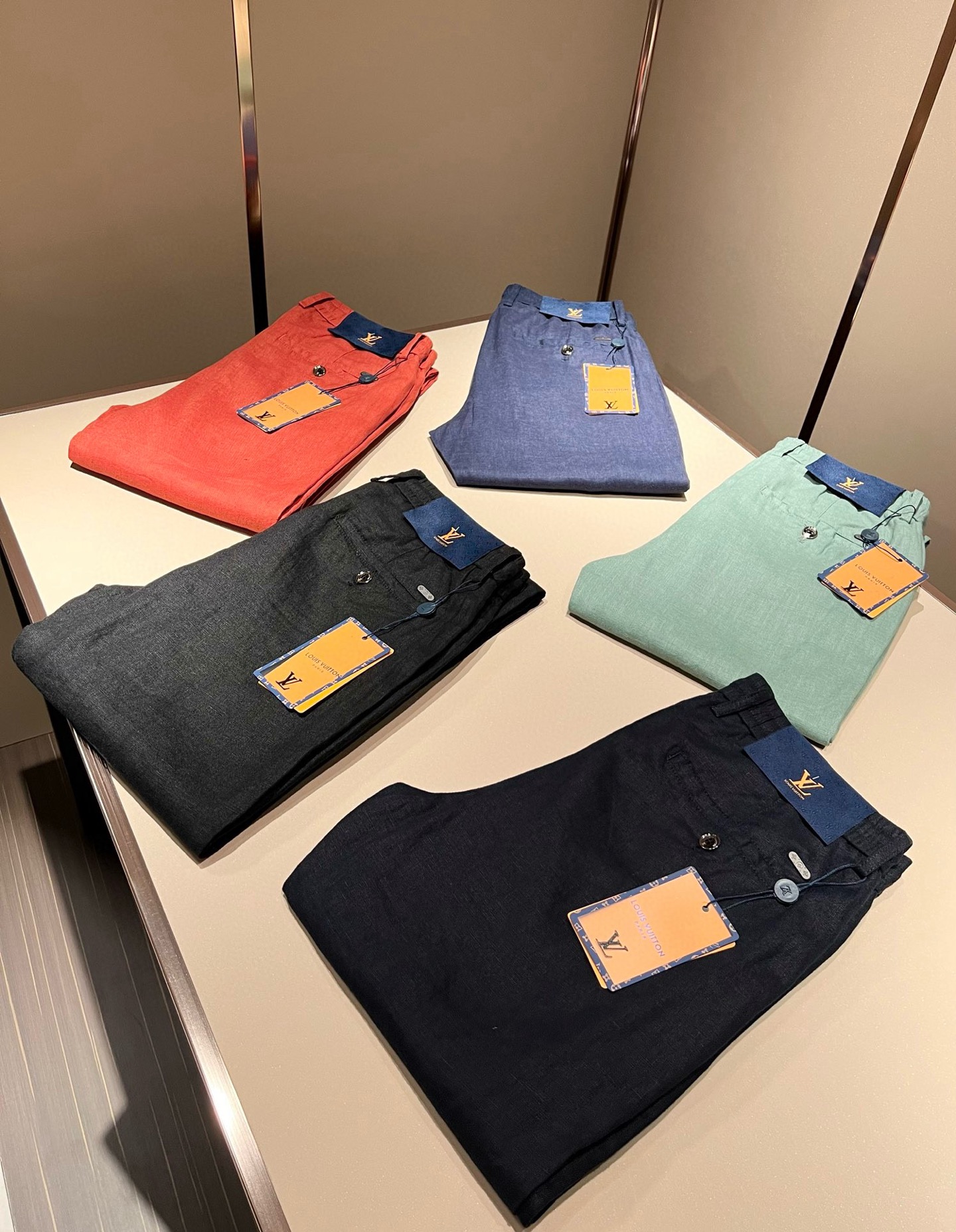 LouisVuitt*路易*登 2025秋冬新款男士棉麻休闲裤，男士经典时尚百搭商务休闲西裤! 都市精英