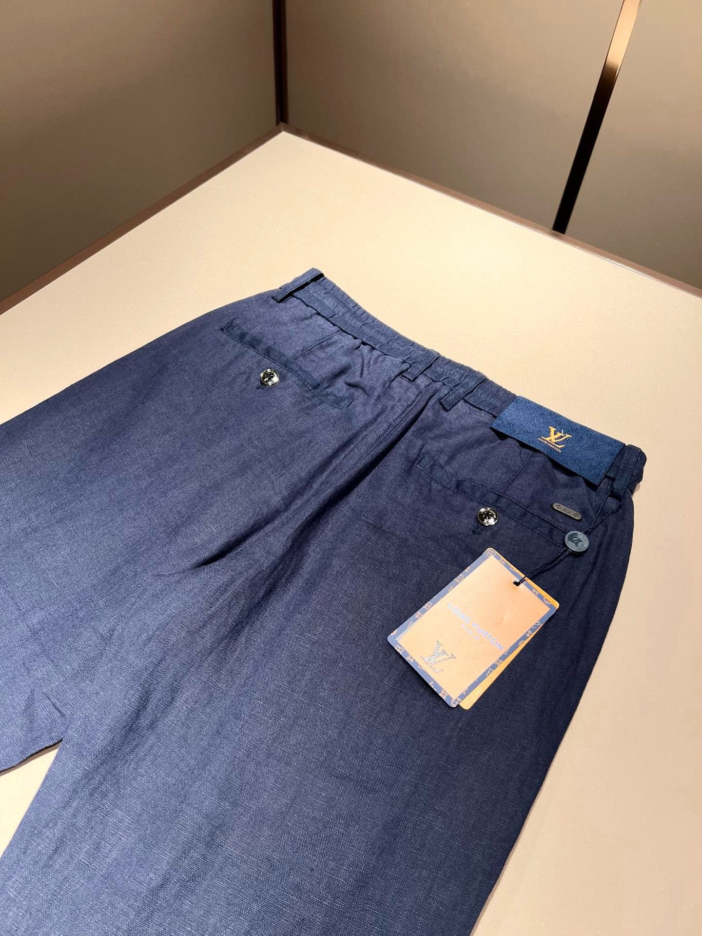 LouisVuitt*路易*登 2025秋冬新款男士棉麻休闲裤，男士经典时尚百搭商务休闲西裤! 都市精英