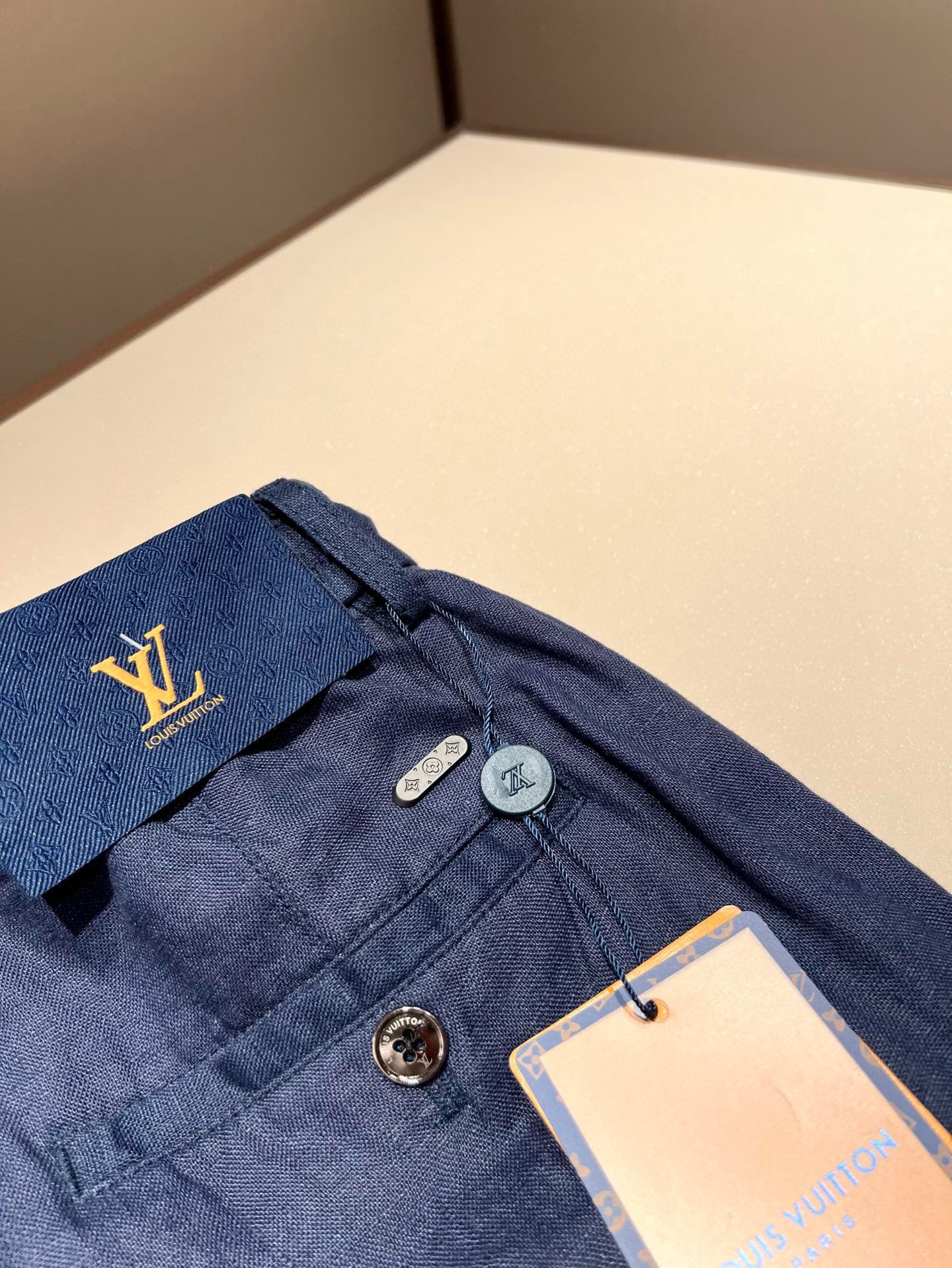 LouisVuitt*路易*登 2025秋冬新款男士棉麻休闲裤，男士经典时尚百搭商务休闲西裤! 都市精英