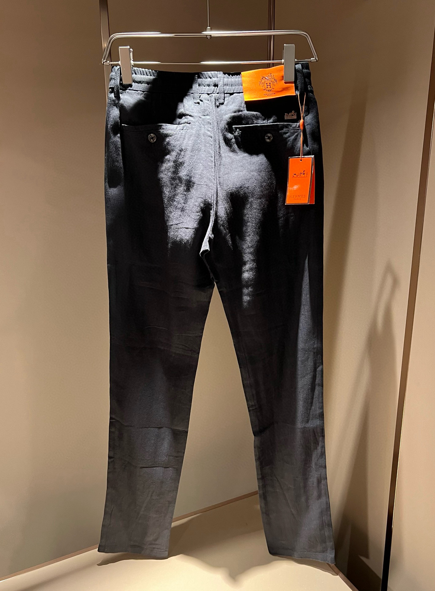 HERM*S 爱*仕 2025秋冬男士高端纯亚麻休闲裤 海外贸易公司渠道订单 ！男士休闲修身直筒休闲裤！