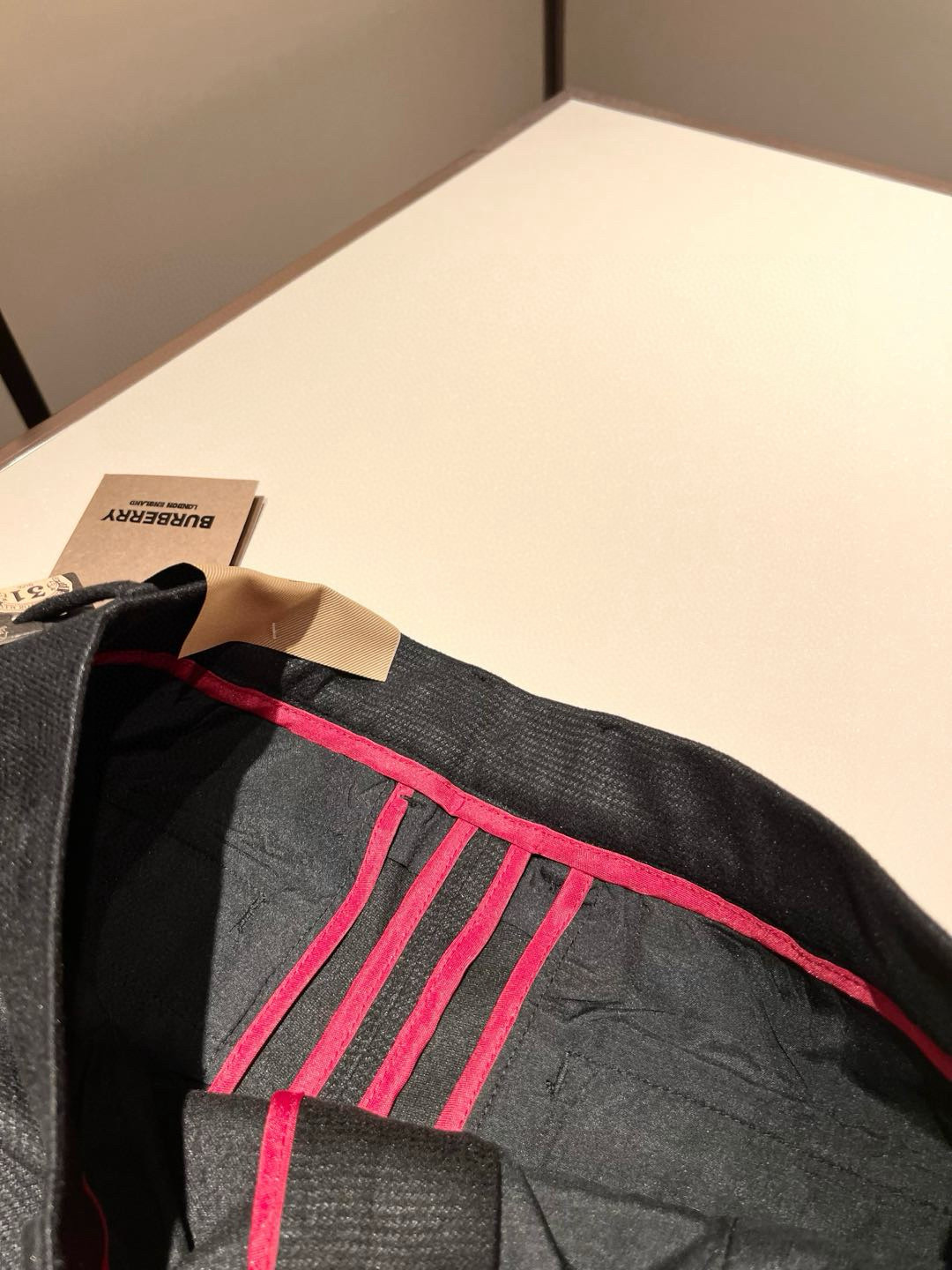 BURBER*Y巴*莉 2025秋冬男士休闲羊绒西裤，男士经典基础款小直筒裤 简洁纯色百搭款五金logo