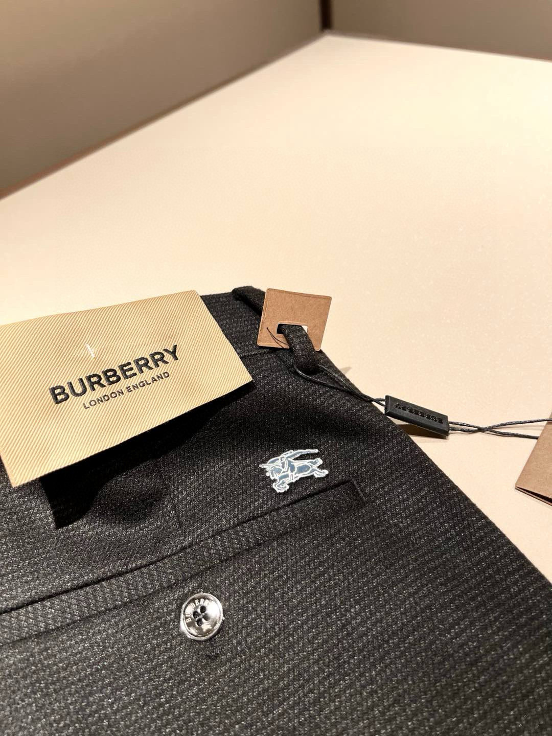 BURBER*Y巴*莉 2025秋冬男士休闲羊绒西裤，男士经典基础款小直筒裤 简洁纯色百搭款五金logo